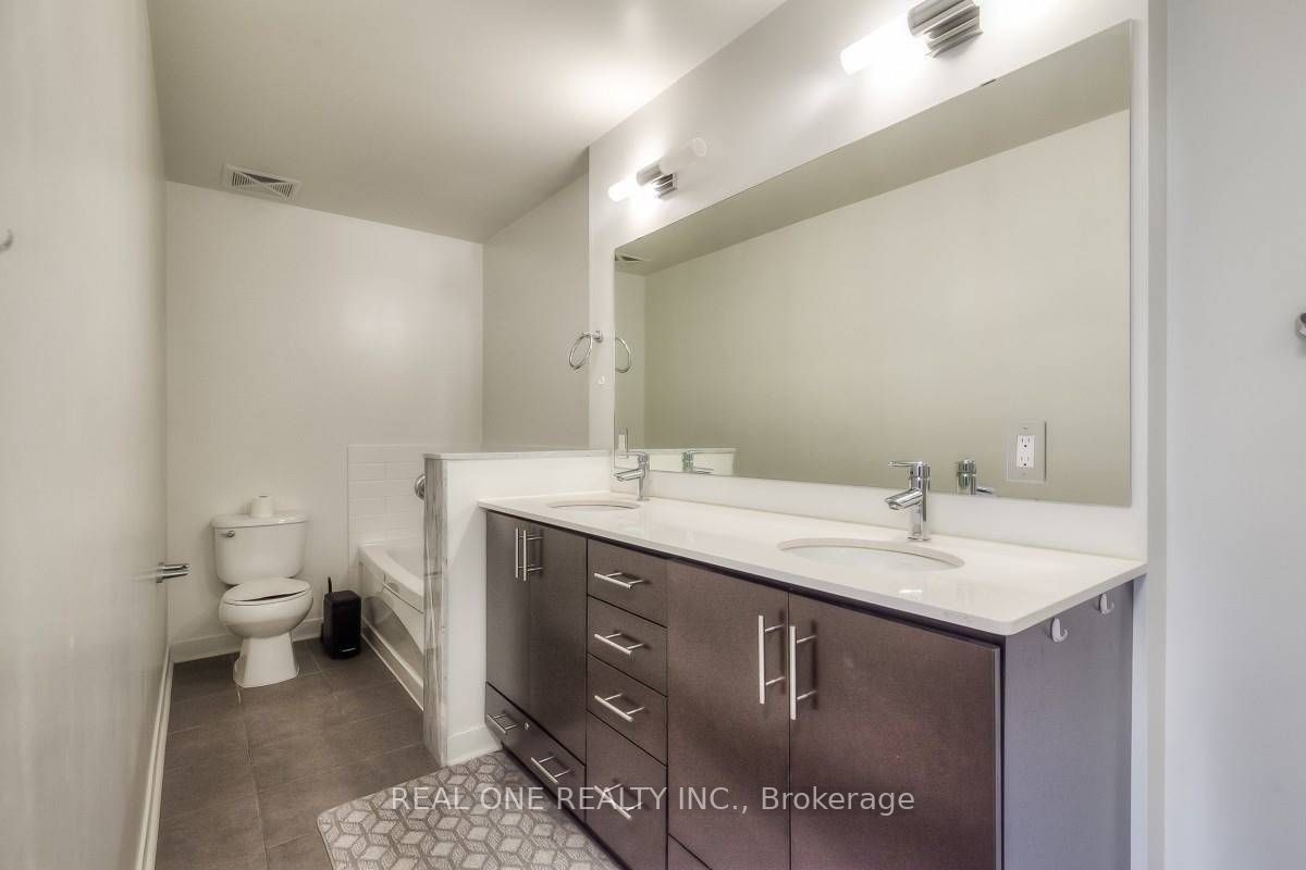 370 Square One Drive Th23 C Property Photo 11