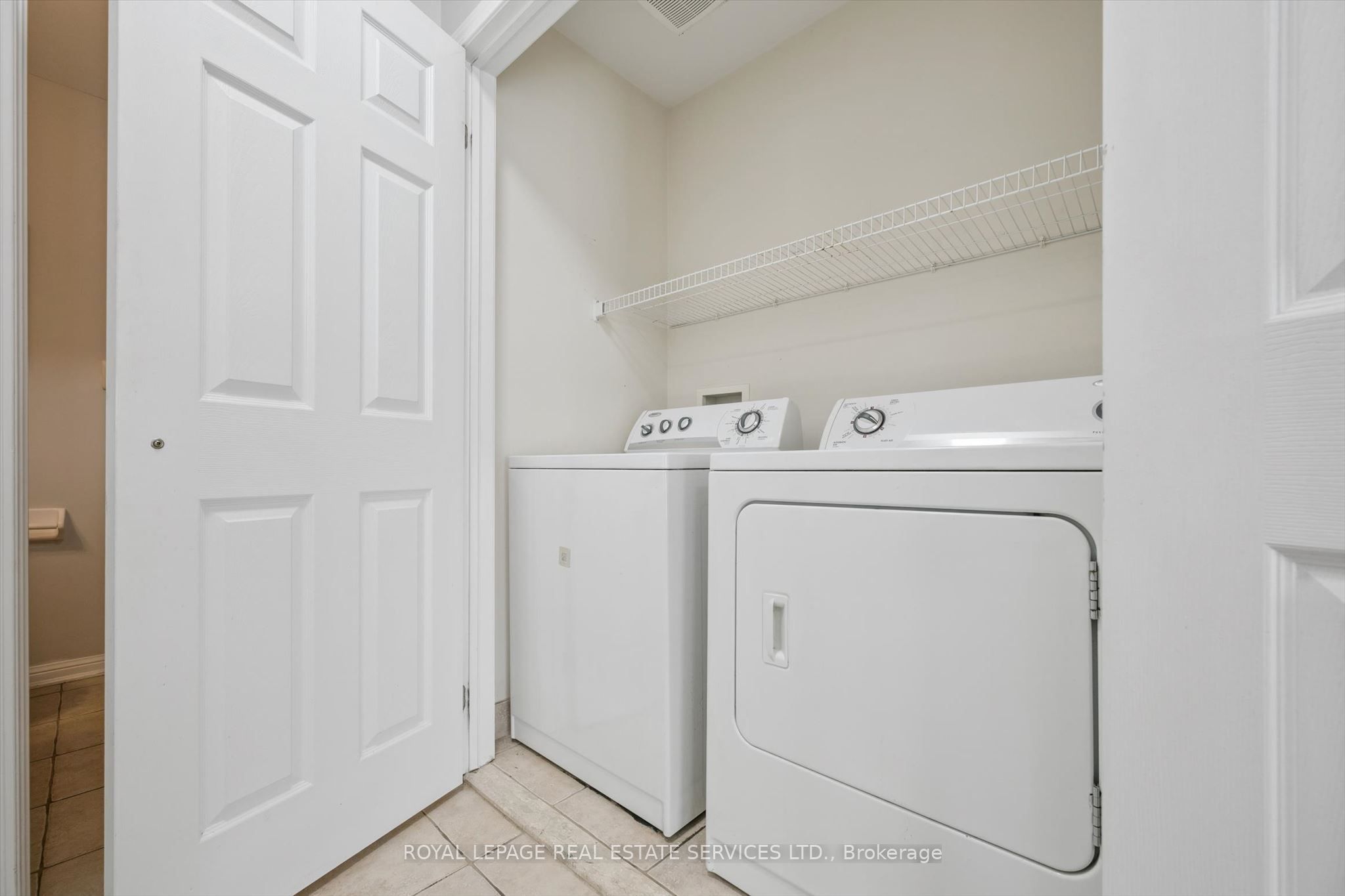 937 Vickerman Way Property Photo 33