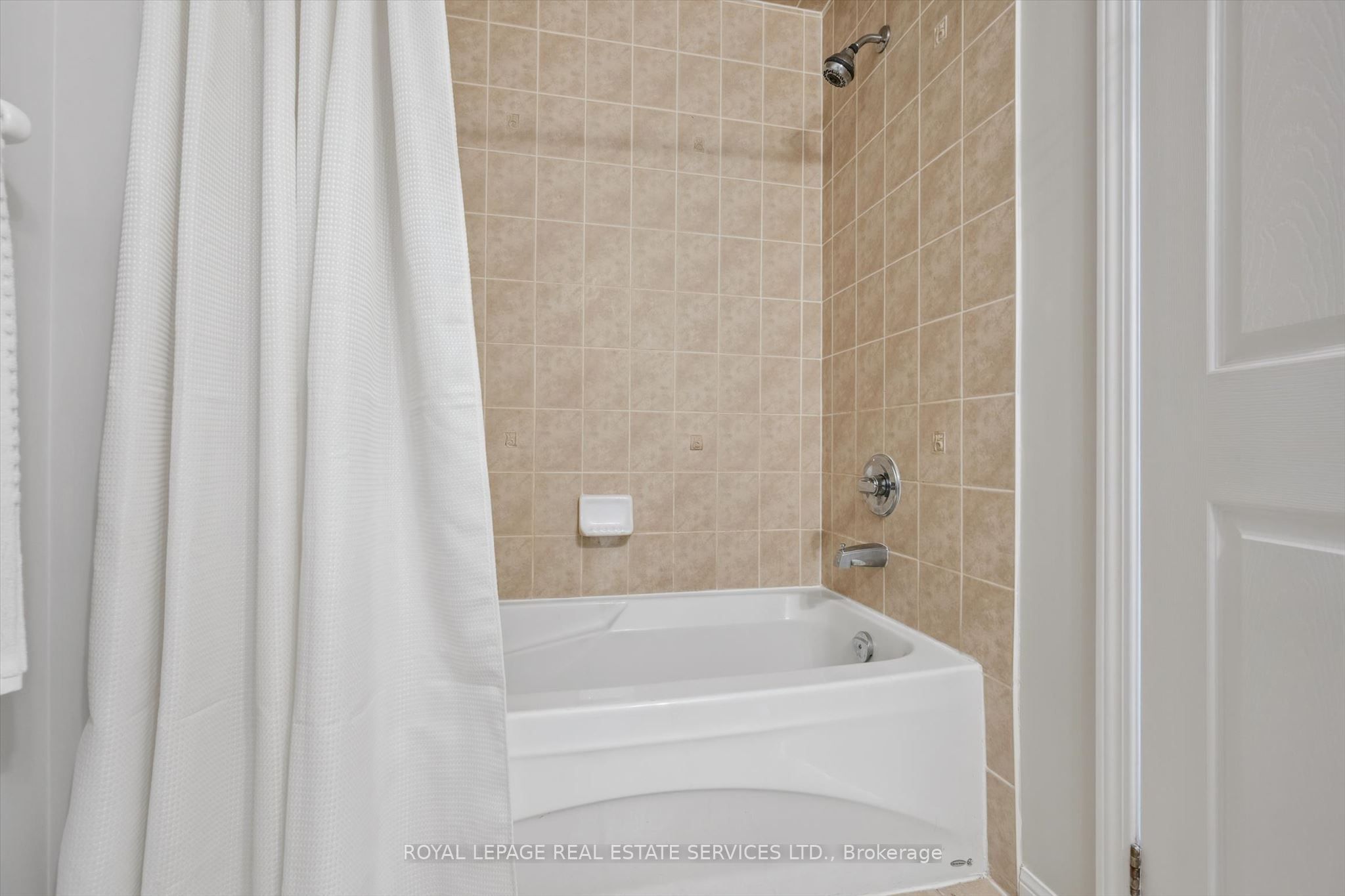 937 Vickerman Way Property Photo 36