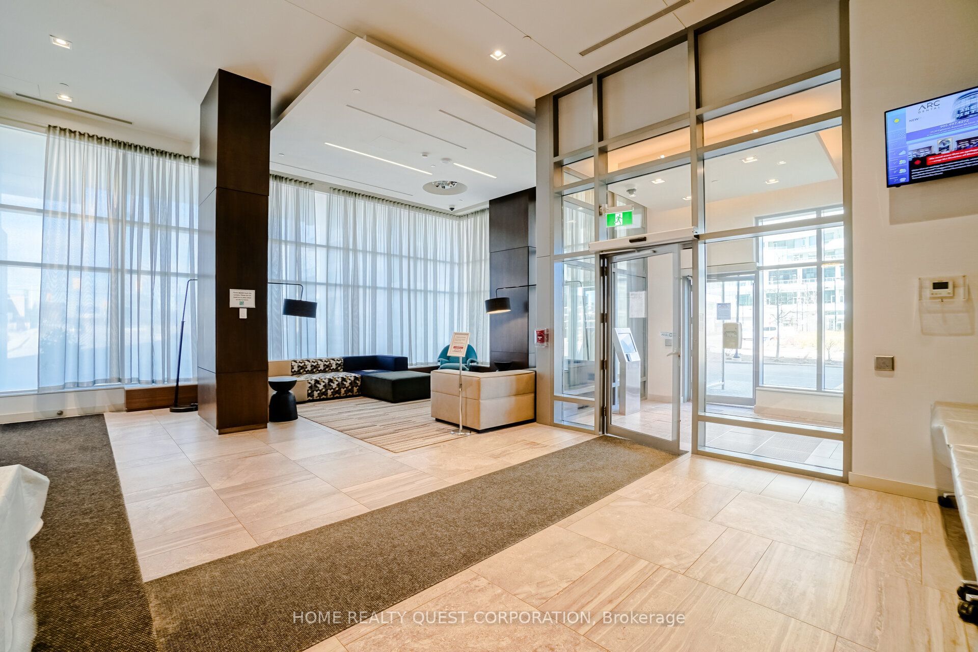 2560 Eglinton Avenue W 2205 Property Photo 26