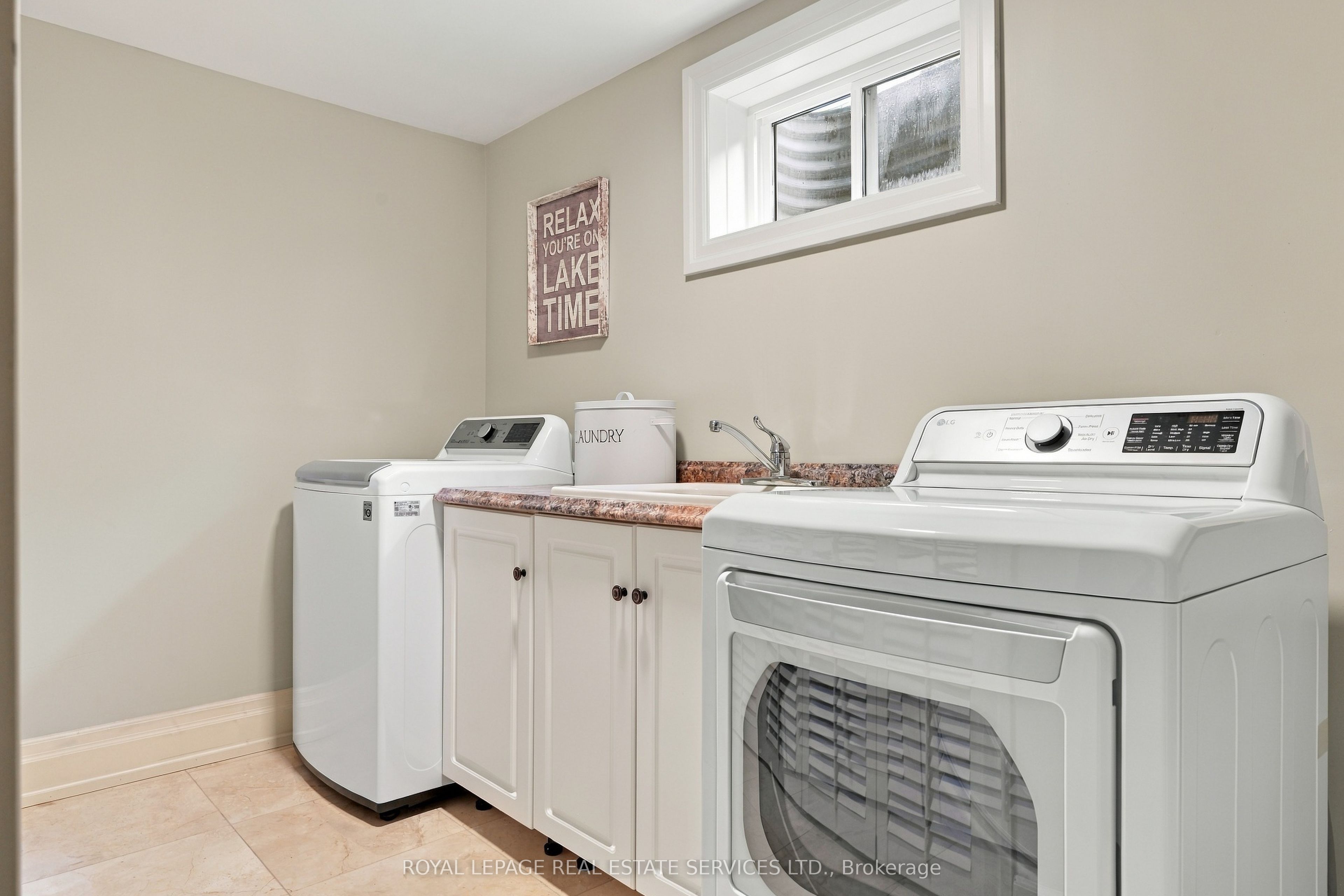 125 Ulster Drive Property Photo 41