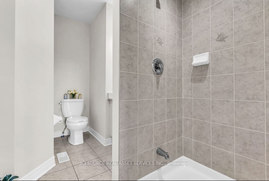 3215 Thomas Street 4 Property Photo 31