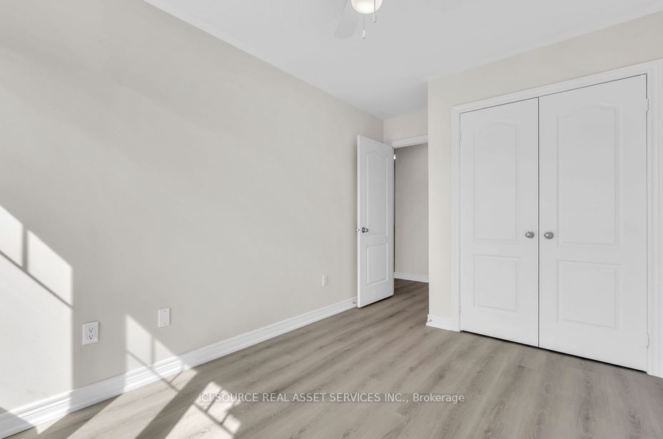 3215 Thomas Street 4 Property Photo 33
