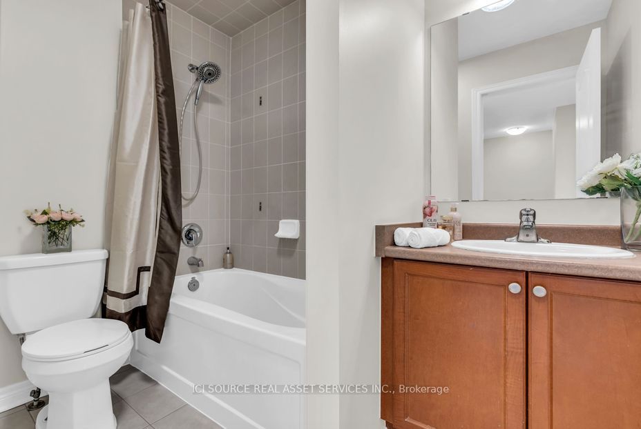 3215 Thomas Street 4 Property Photo 35