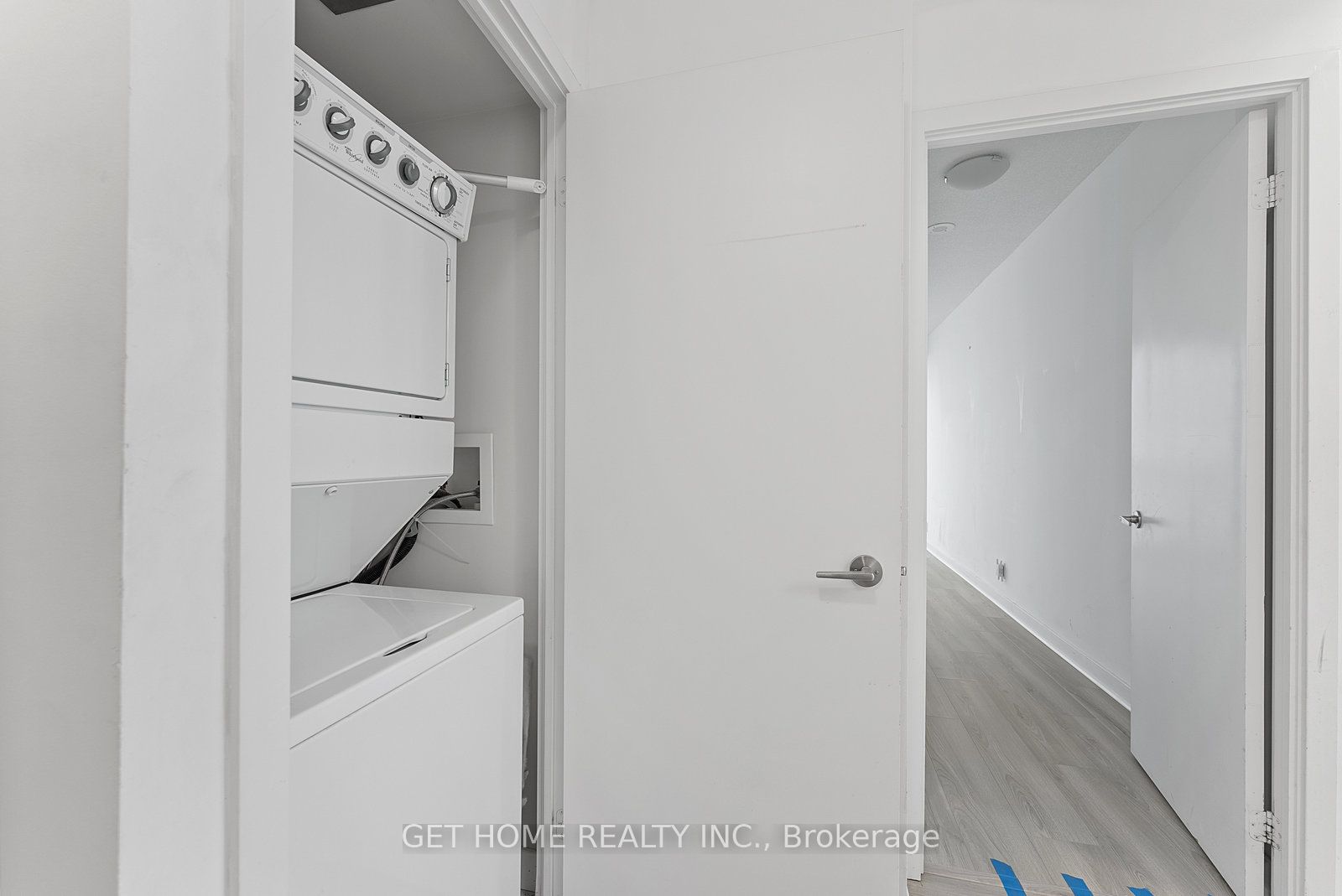 3985 Grand Park Drive 2005 Property Photo 28