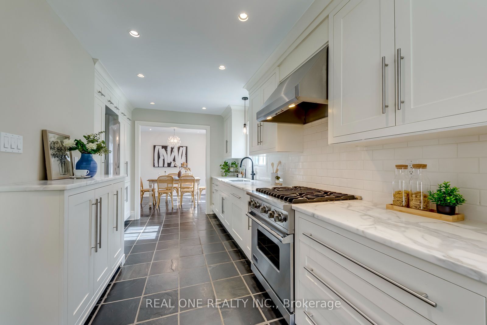 1384 Bramblewood Green Property Photo 14