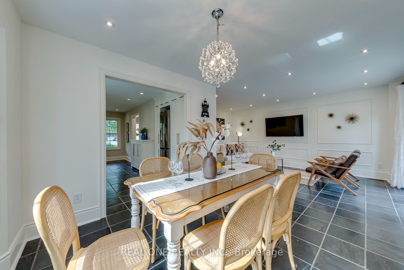 1384 Bramblewood Green Property Photo 18