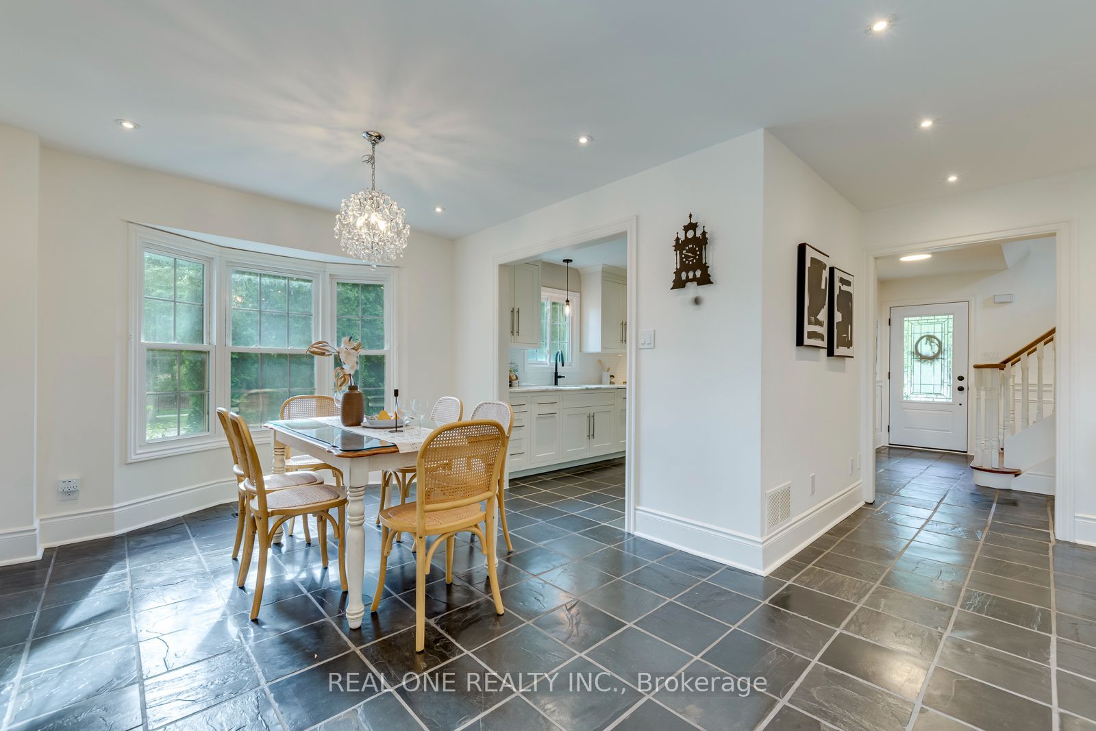 1384 Bramblewood Green Property Photo 19