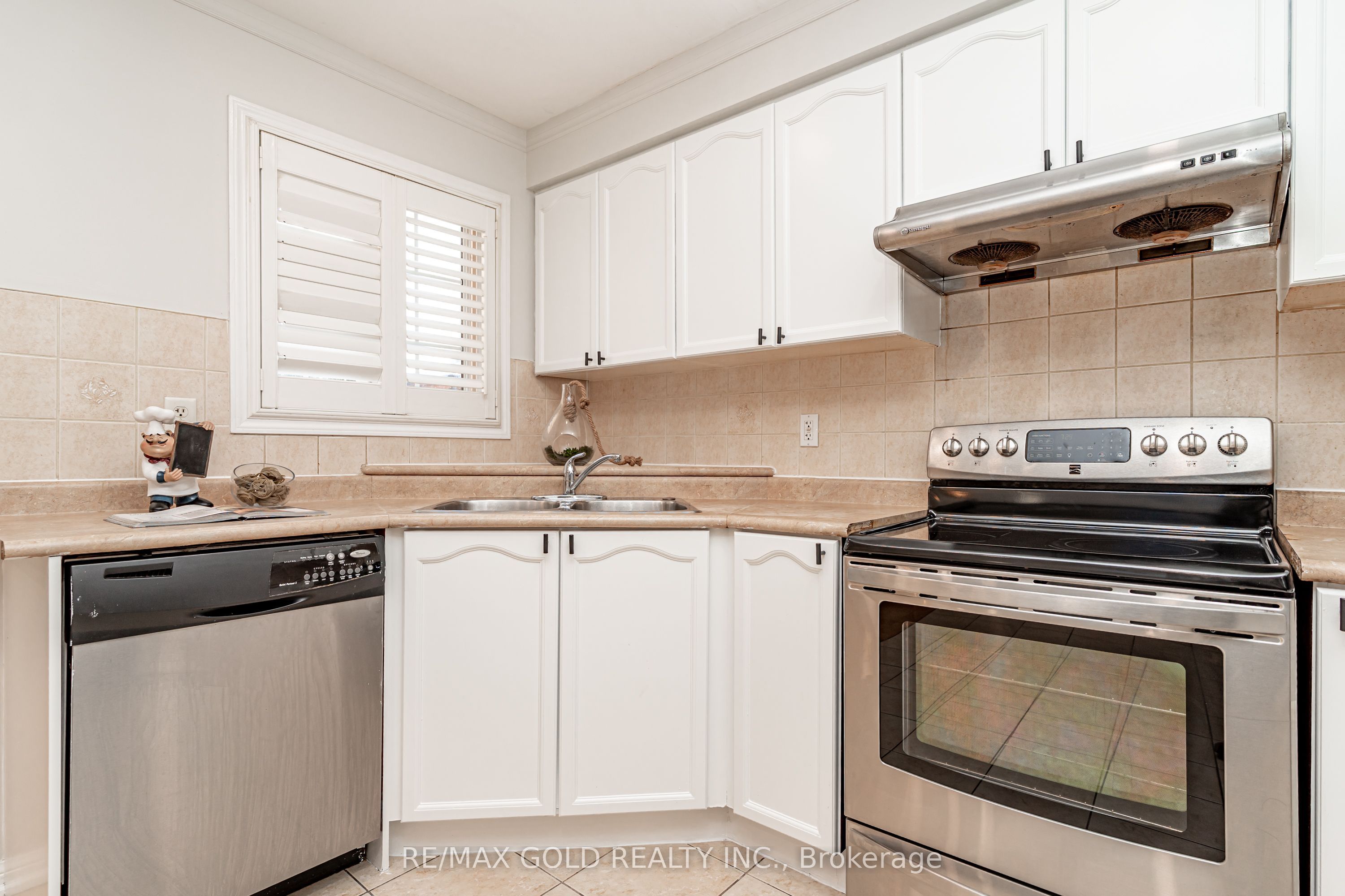 34 Jingle Crescent Property Photo 15