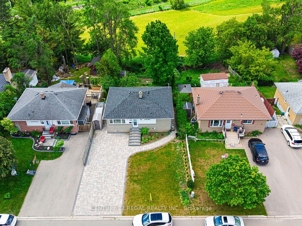 122 Longfield Road Property Photo 3