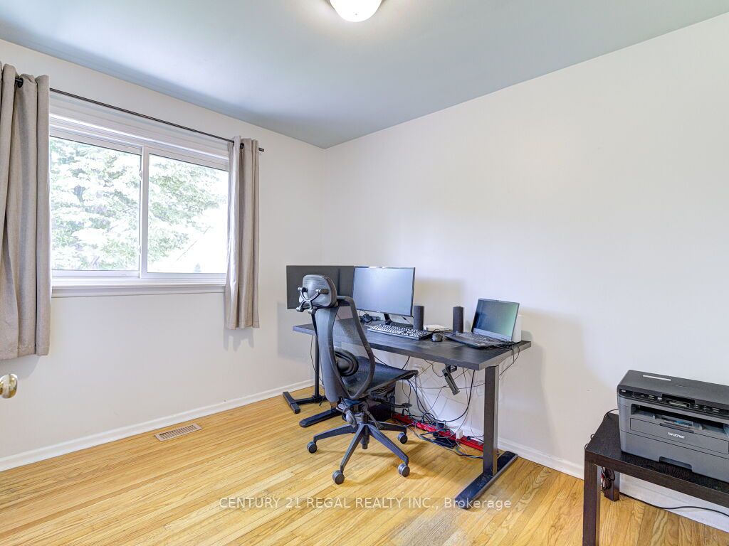 122 Longfield Road Property Photo 14