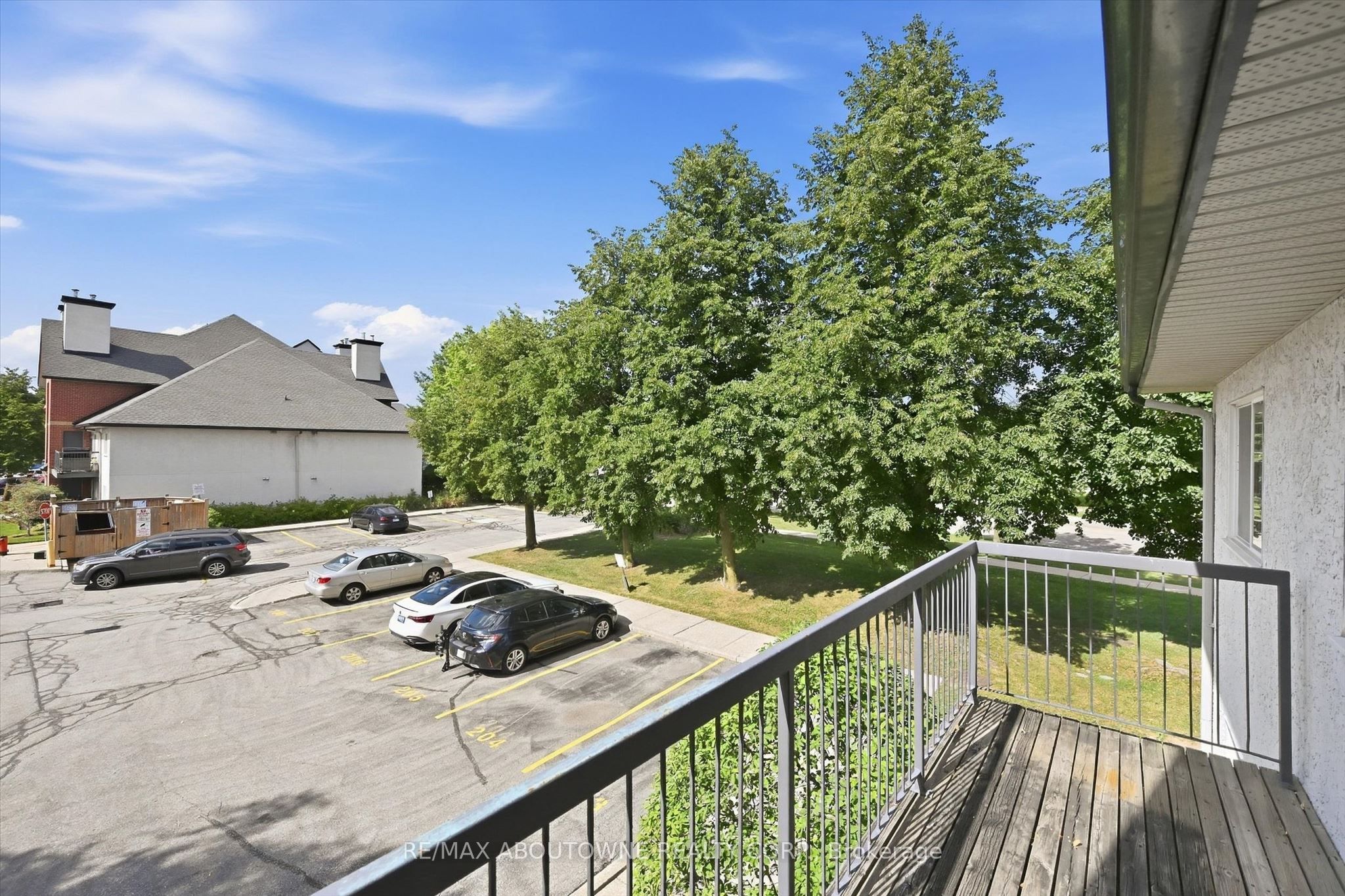 1450 Glen Abbey Gate 1121 Property Photo 11