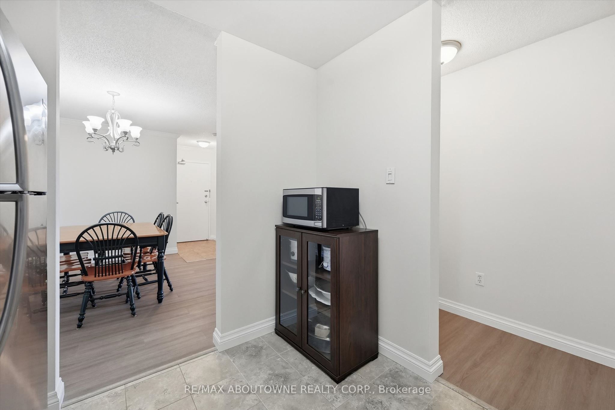 1450 Glen Abbey Gate 1121 Property Photo 18