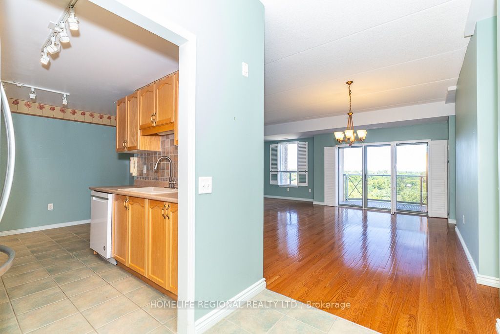 2085 Amherst Heights Drive 611 Property Photo 8