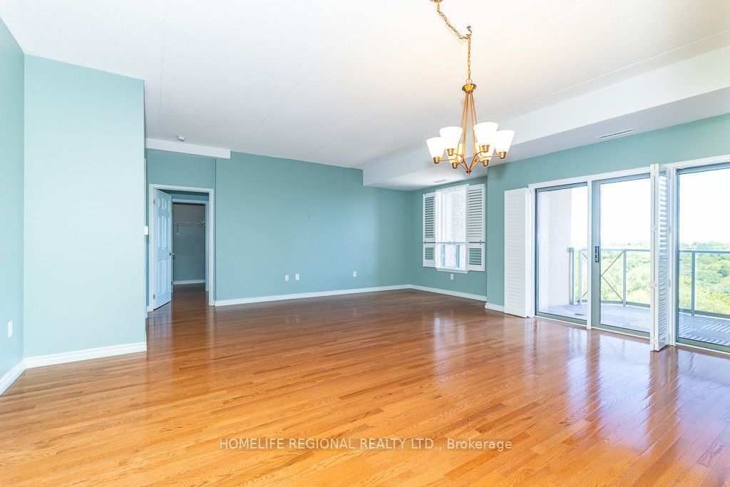 2085 Amherst Heights Drive 611 Property Photo 10