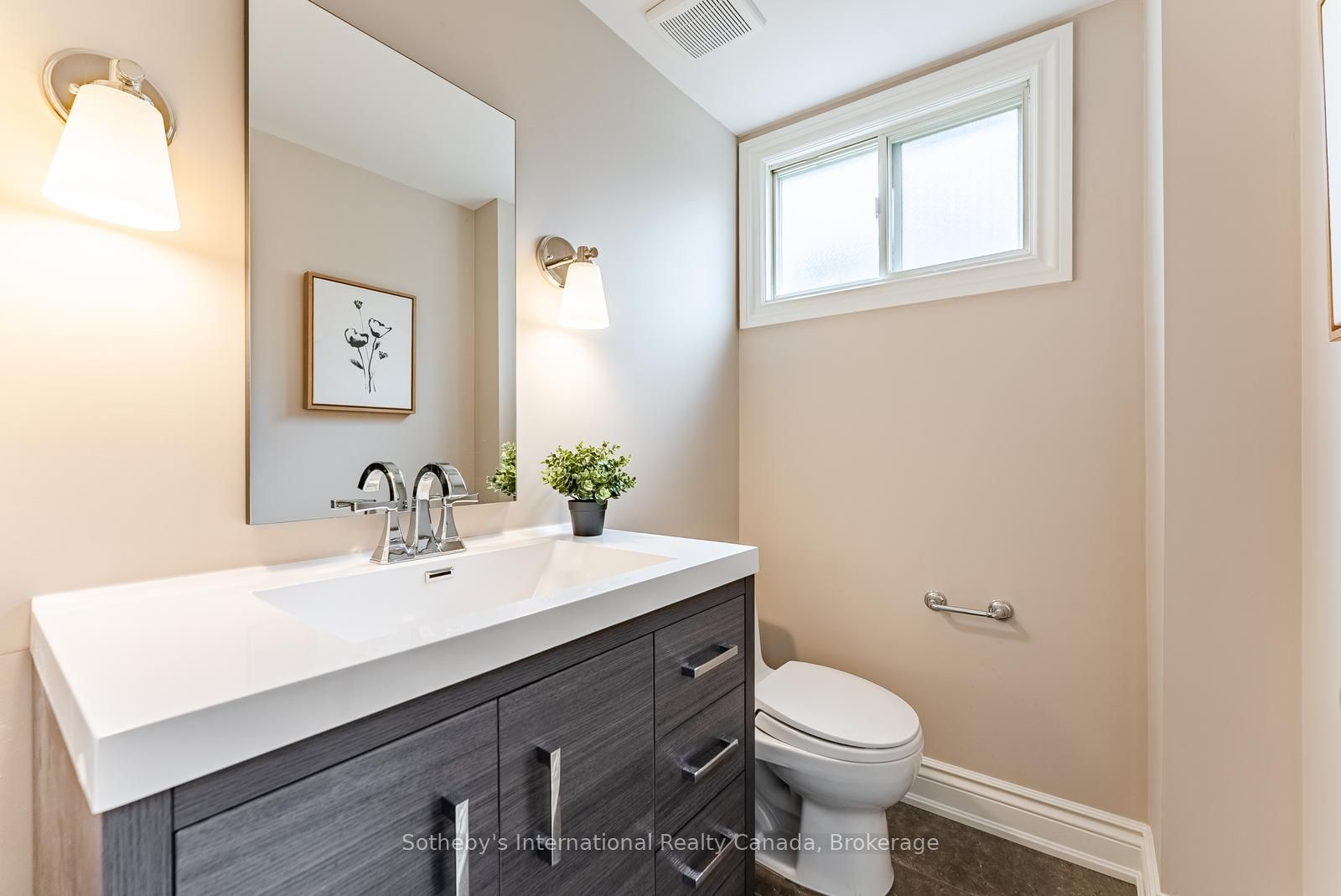 1252 Wood Place Property Photo 27