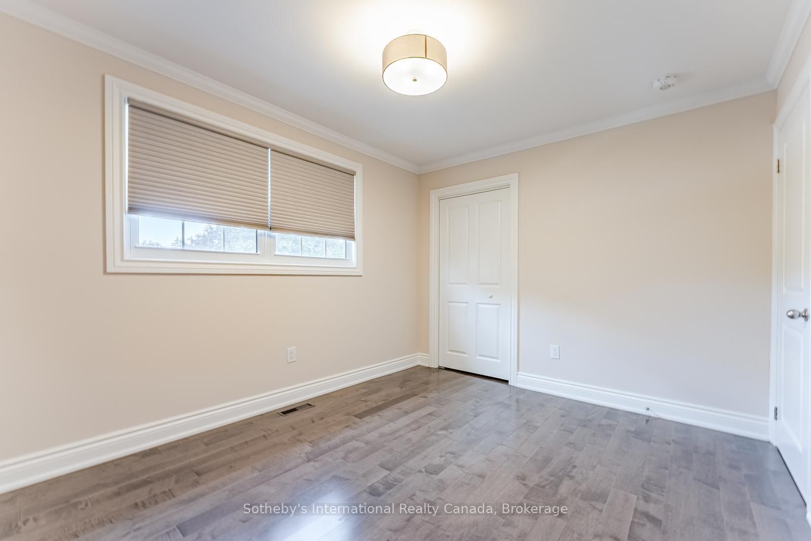 1252 Wood Place Property Photo 31