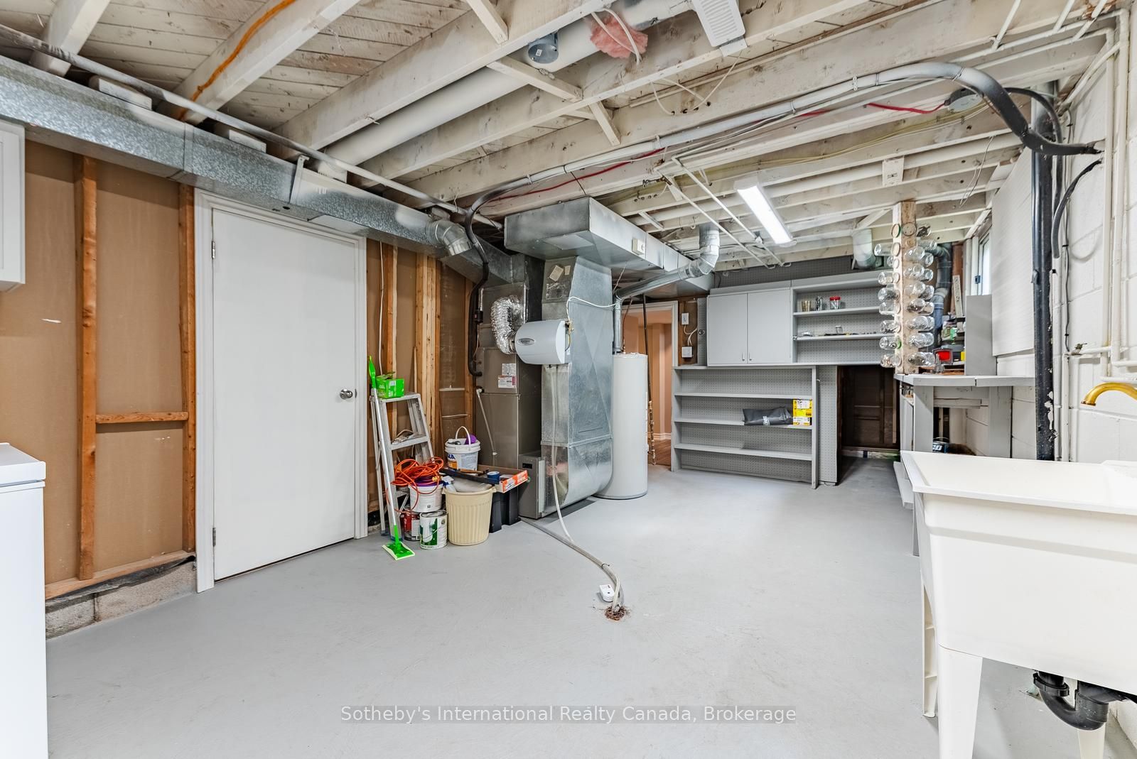 1252 Wood Place Property Photo 39
