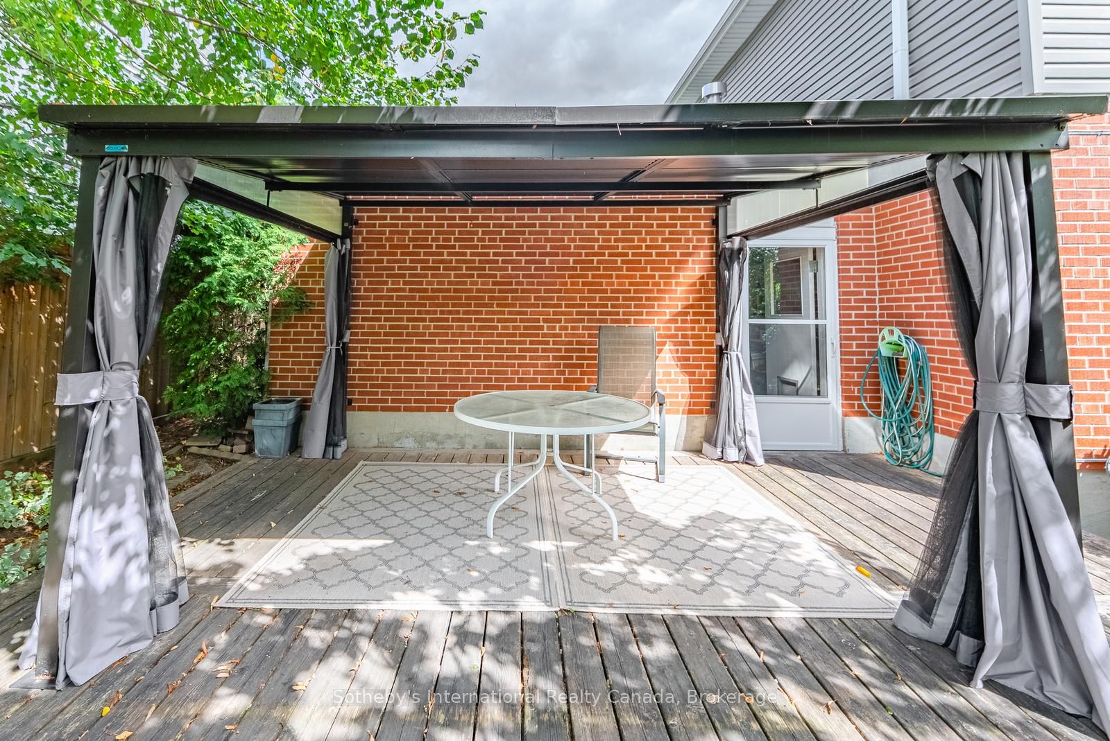 1252 Wood Place Property Photo 48