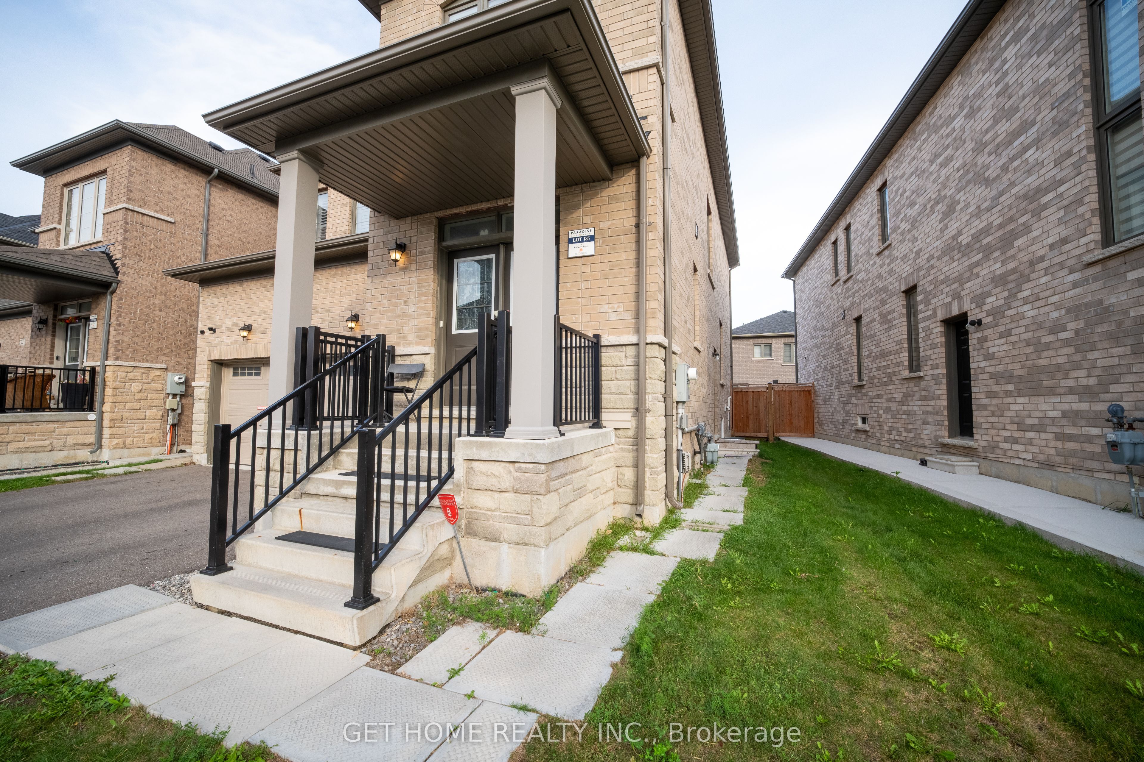 24 Bachelor Street Property Photo 4