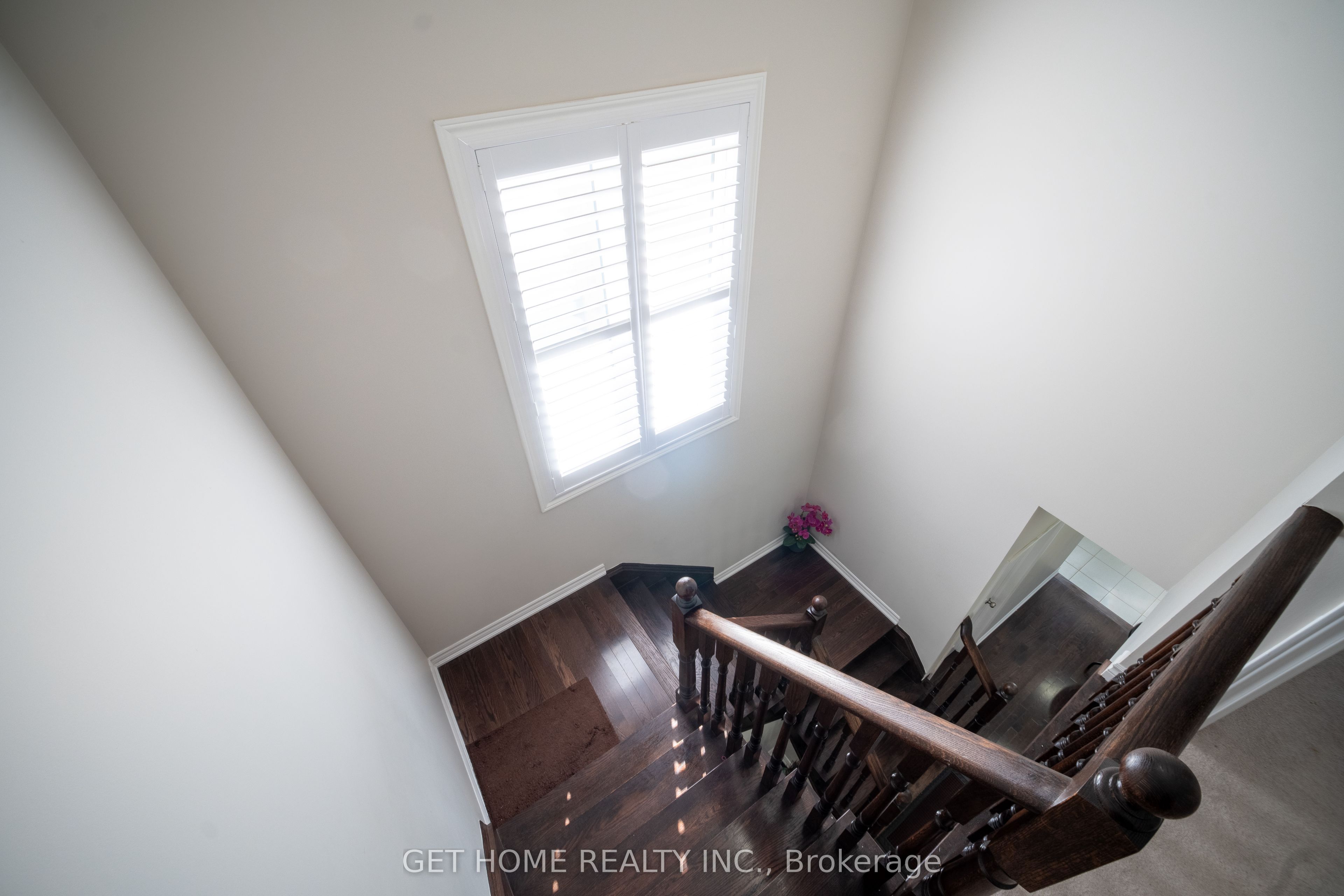 24 Bachelor Street Property Photo 17