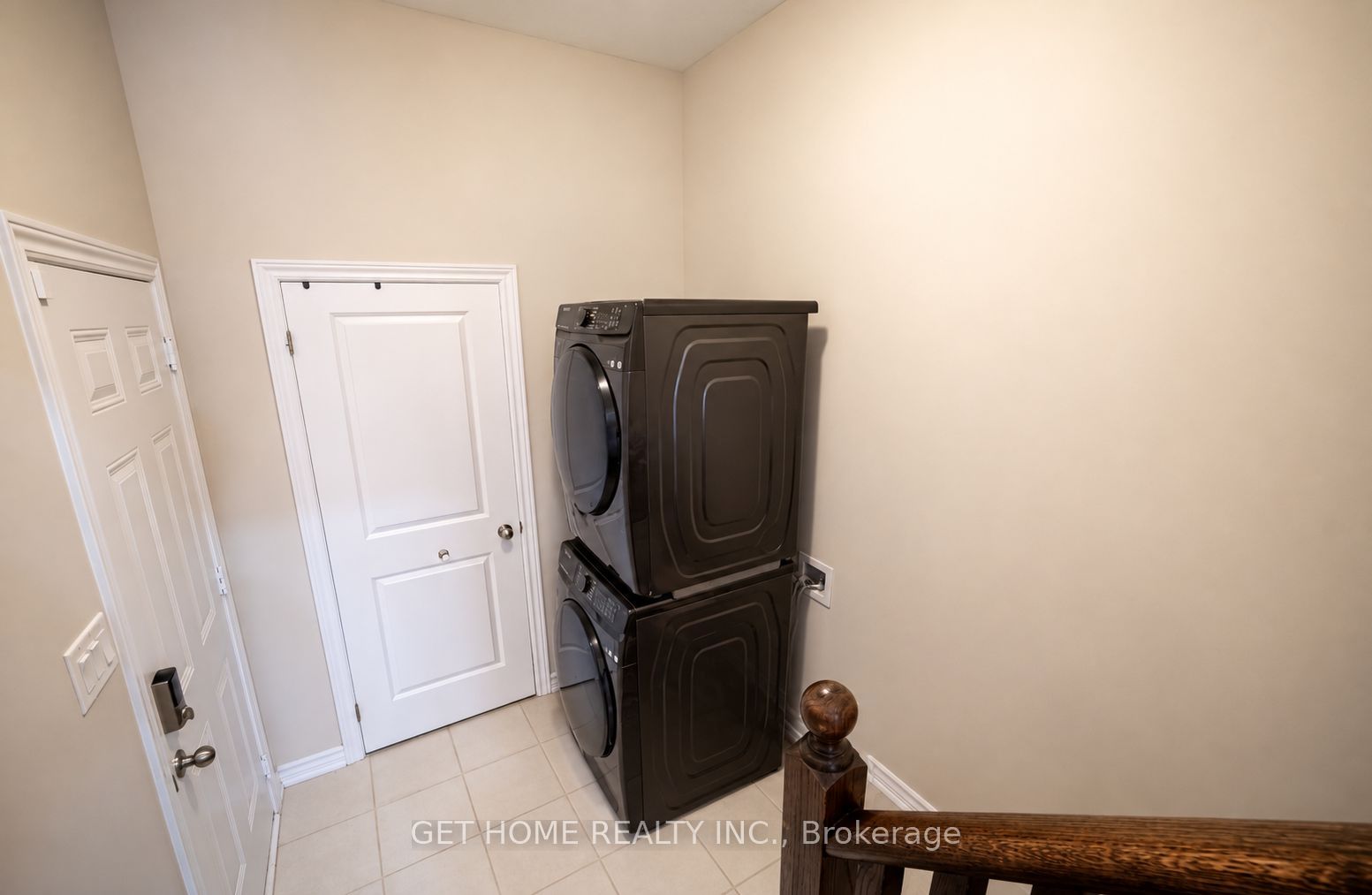 24 Bachelor Street Property Photo 32