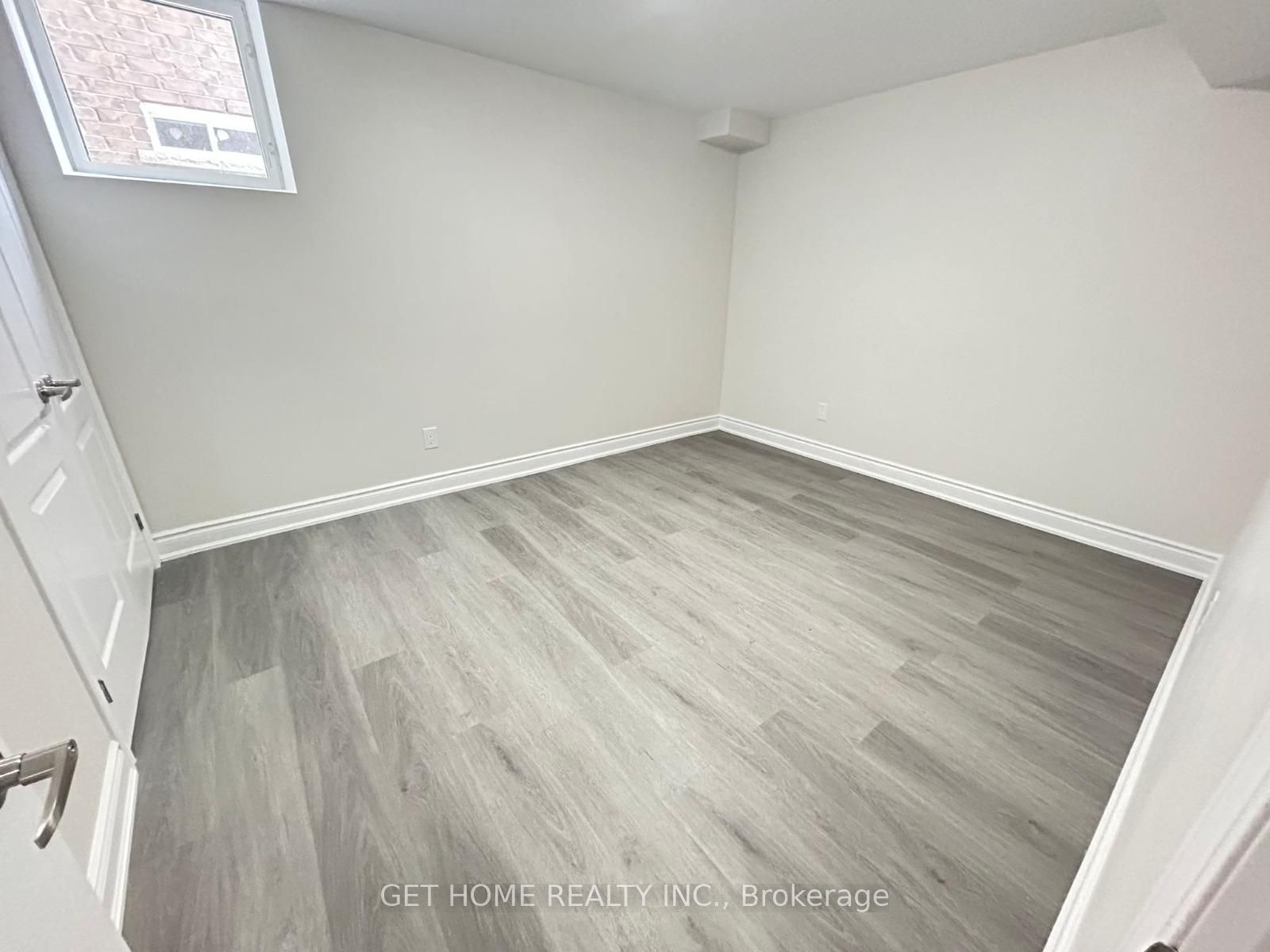 24 Bachelor Street Property Photo 39