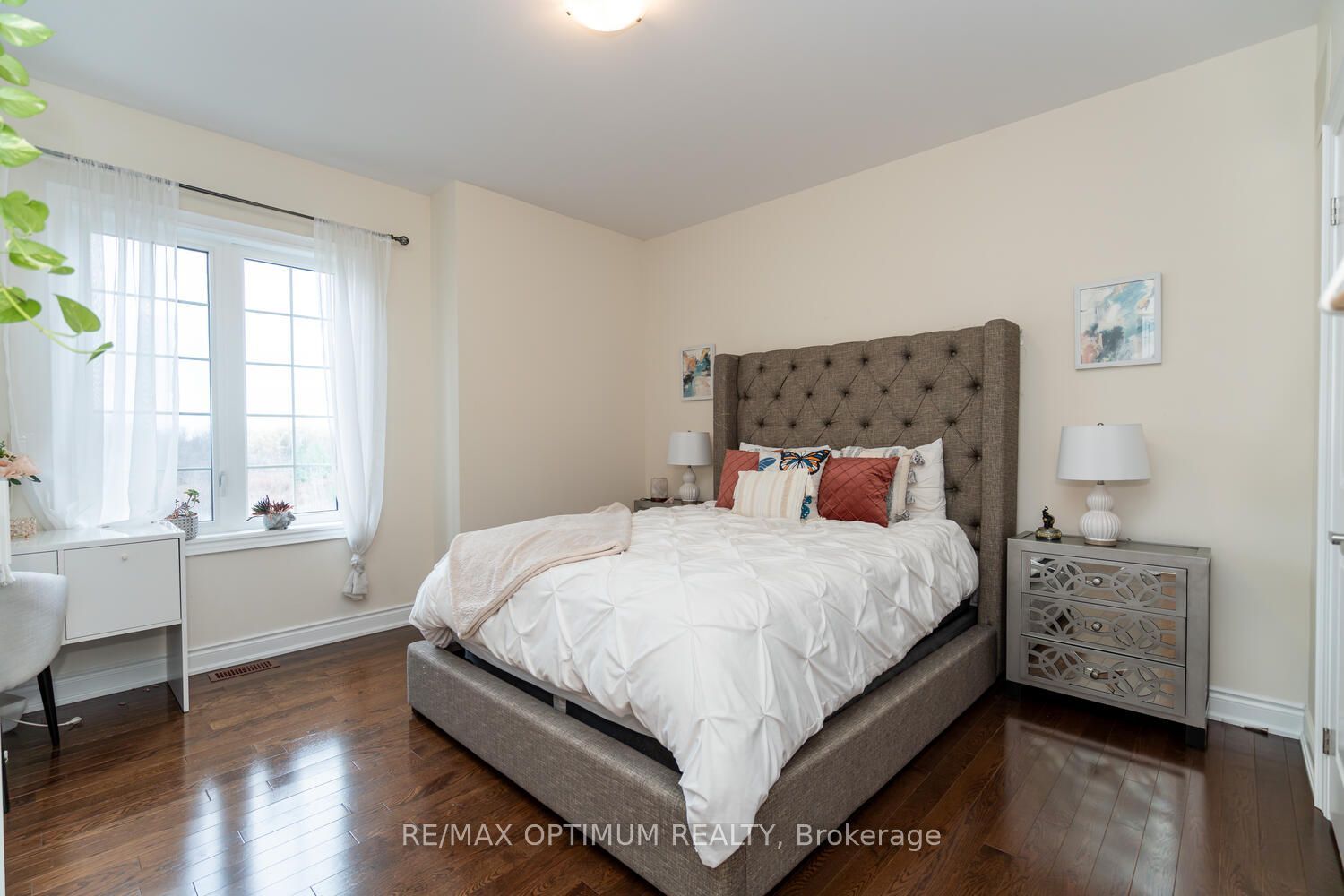 16 Layton Street Property Photo 29
