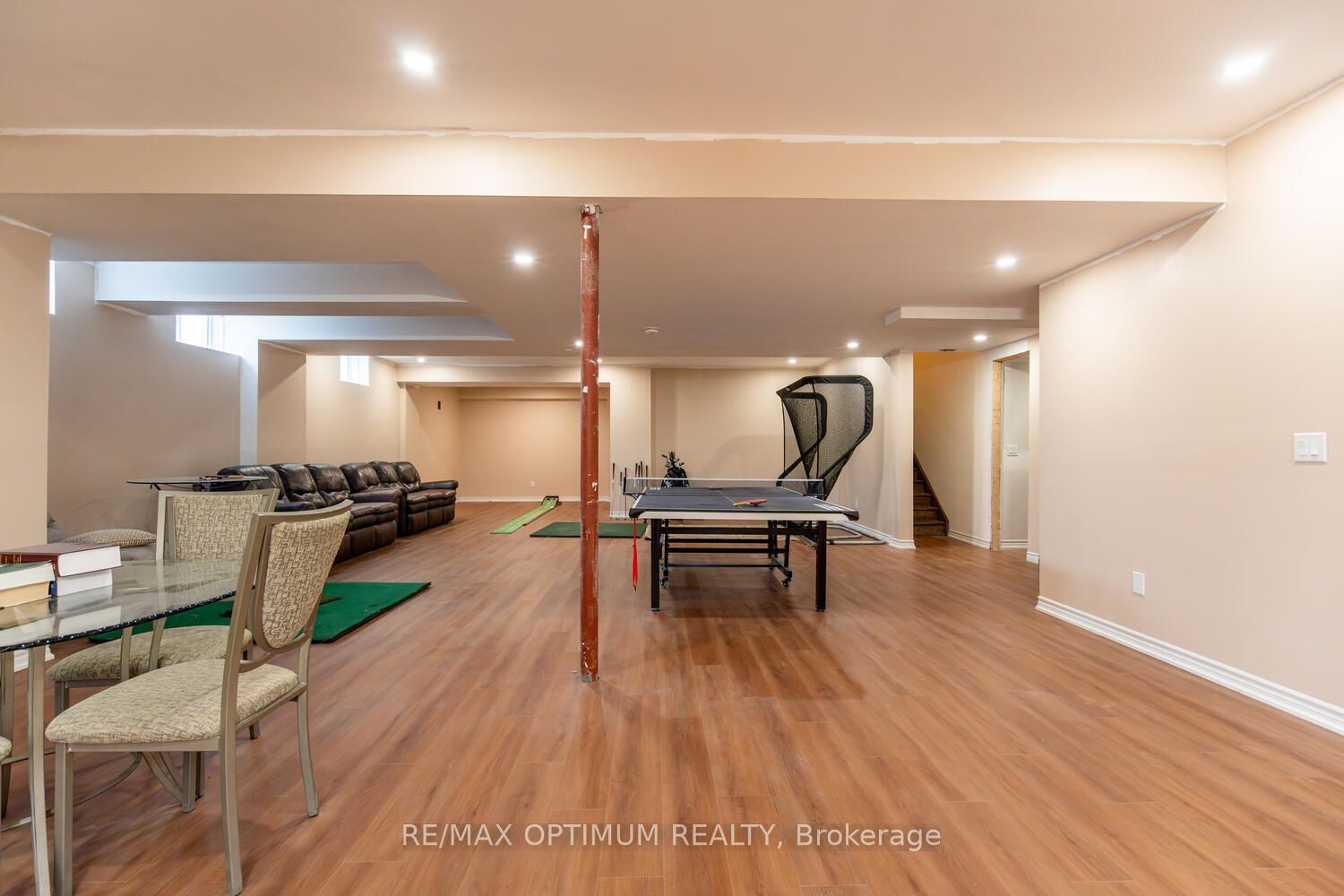 16 Layton Street Property Photo 35