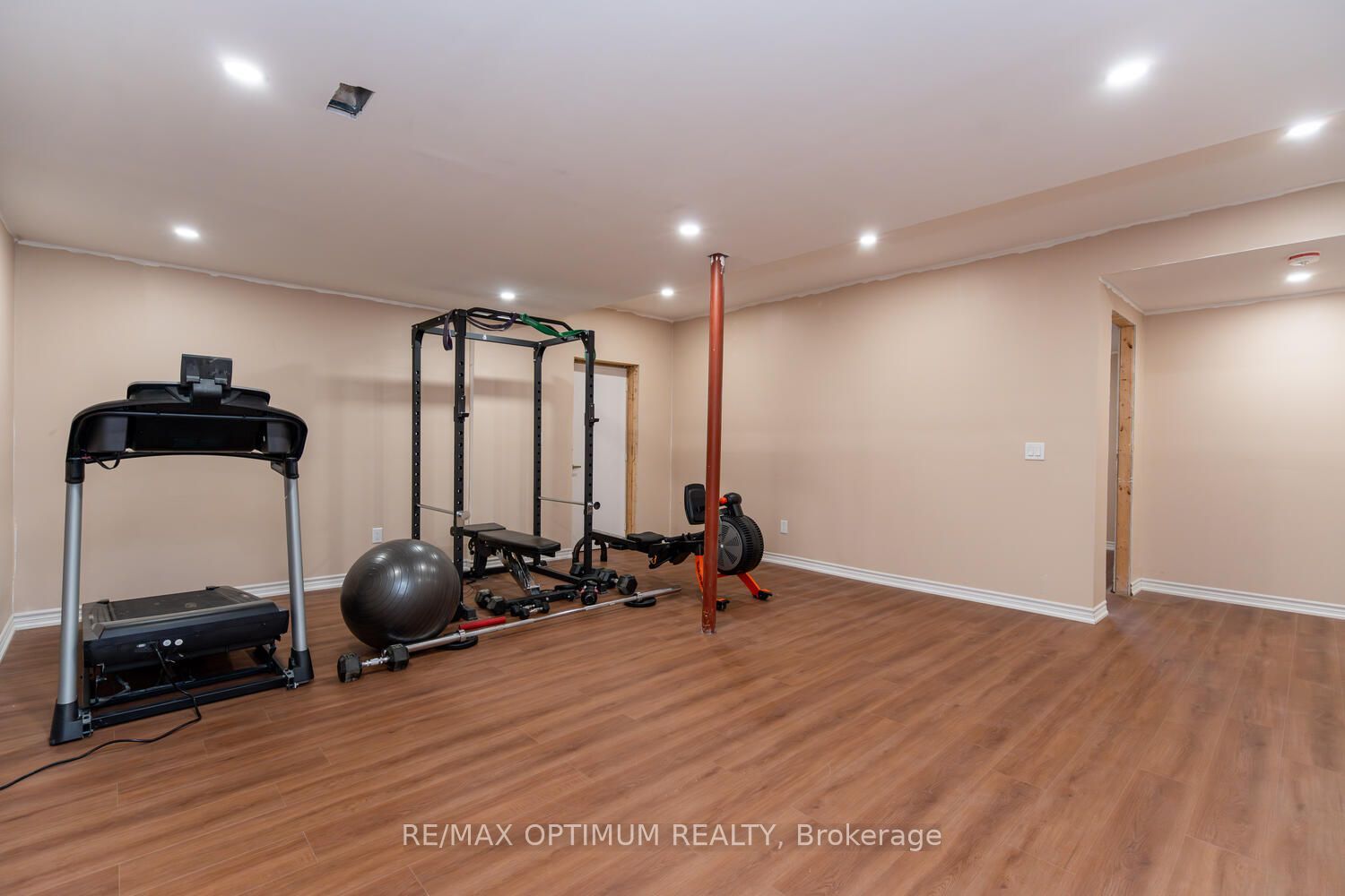 16 Layton Street Property Photo 36