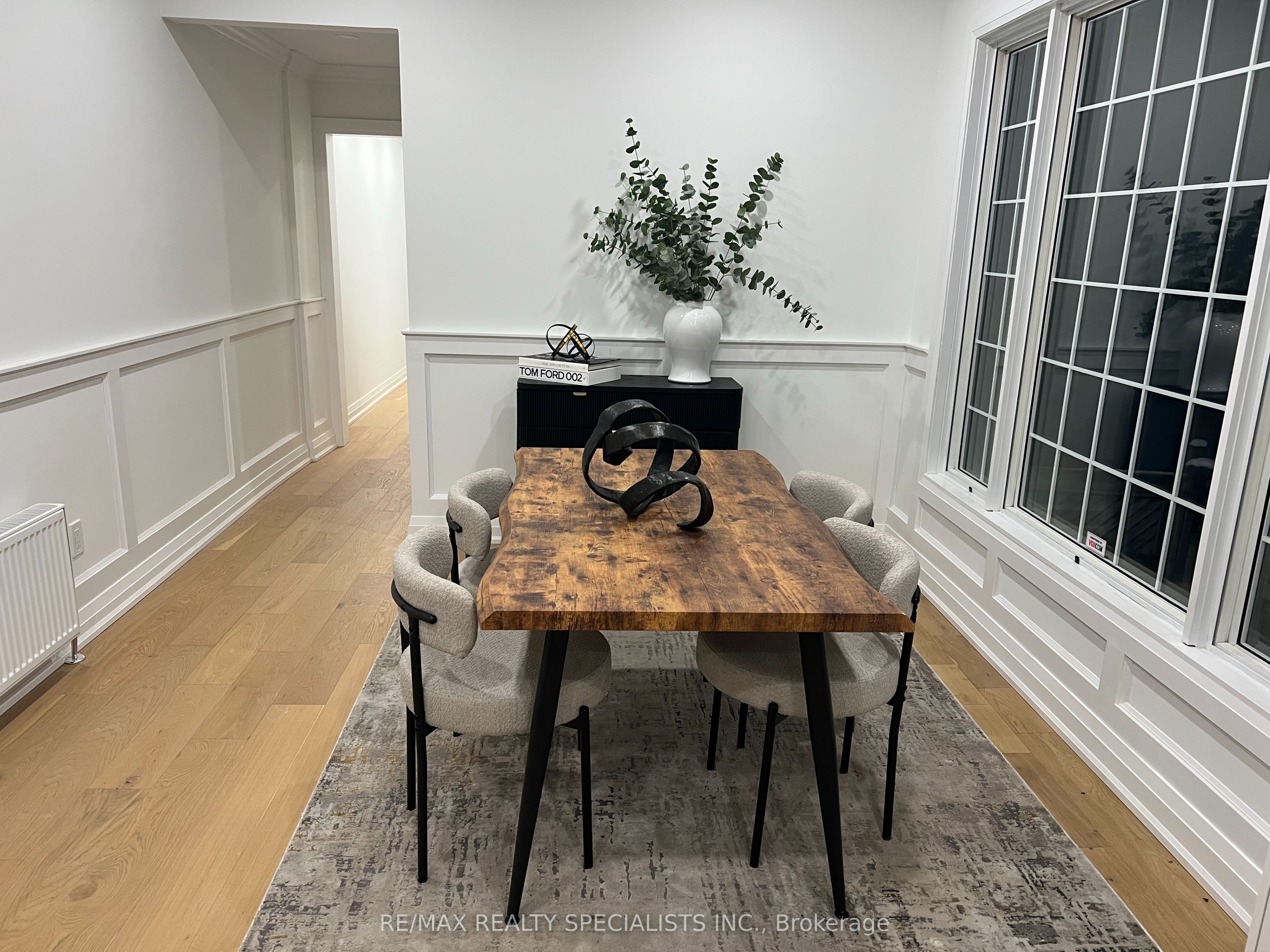 252 Earlscourt Avenue Property Photo 17
