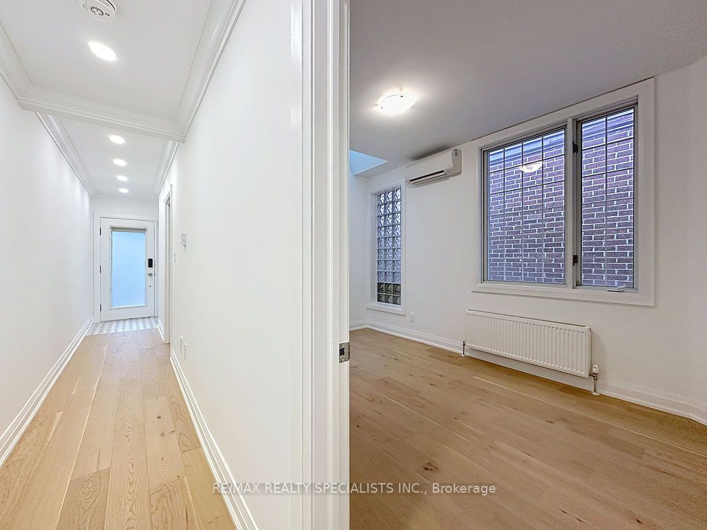 252 Earlscourt Avenue Property Photo 18