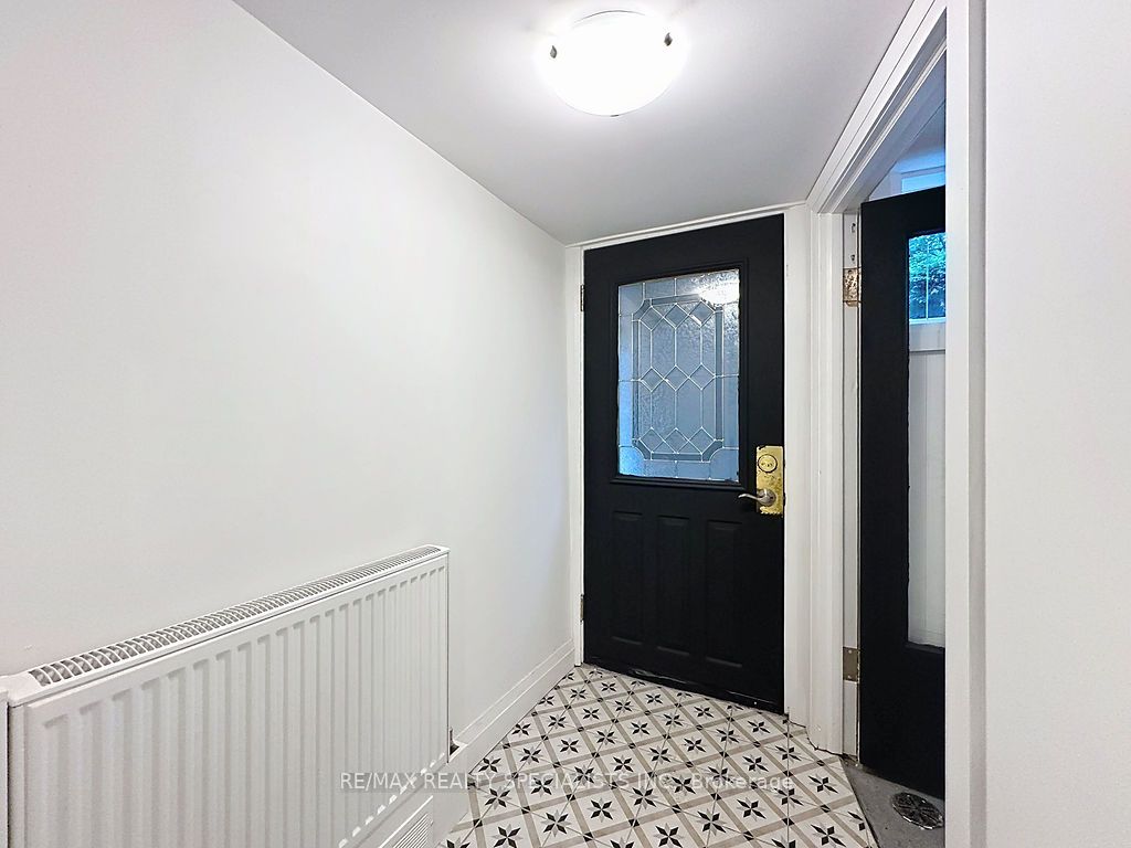 252 Earlscourt Avenue Property Photo 42