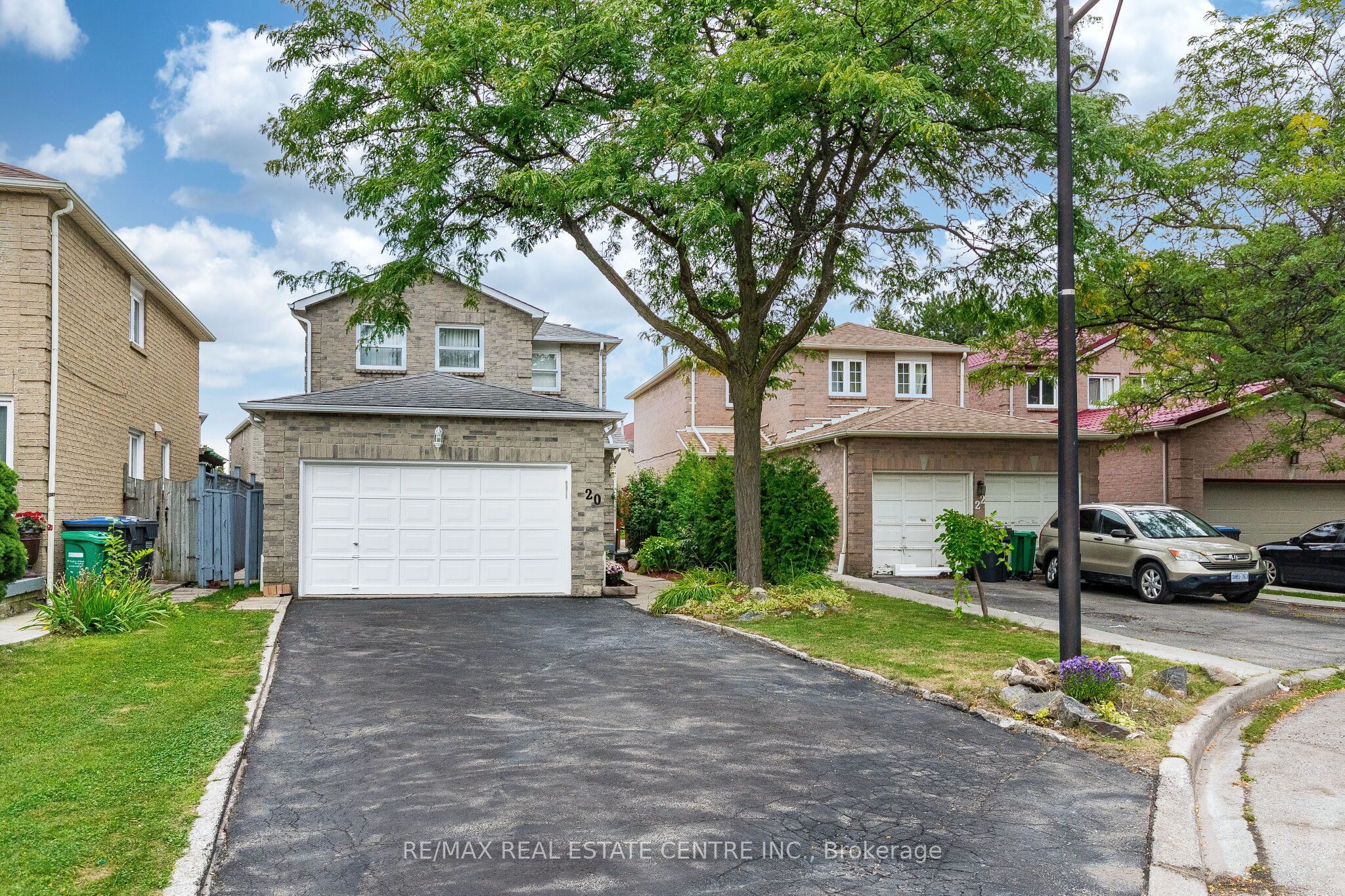 20 Dupont Court Property Photo 1