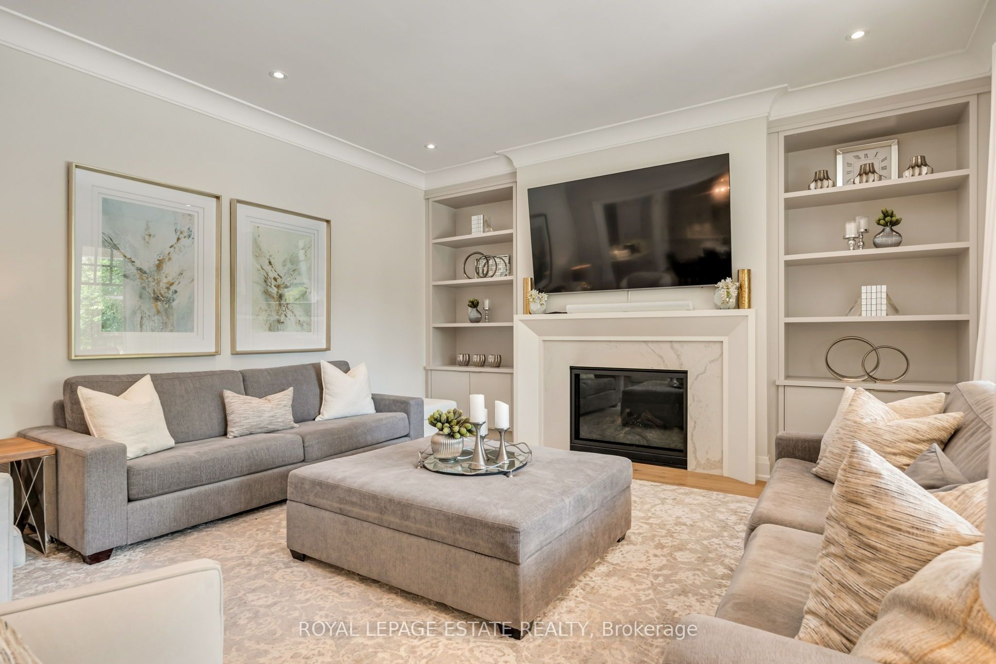 412 Saville Crescent Property Photo 14