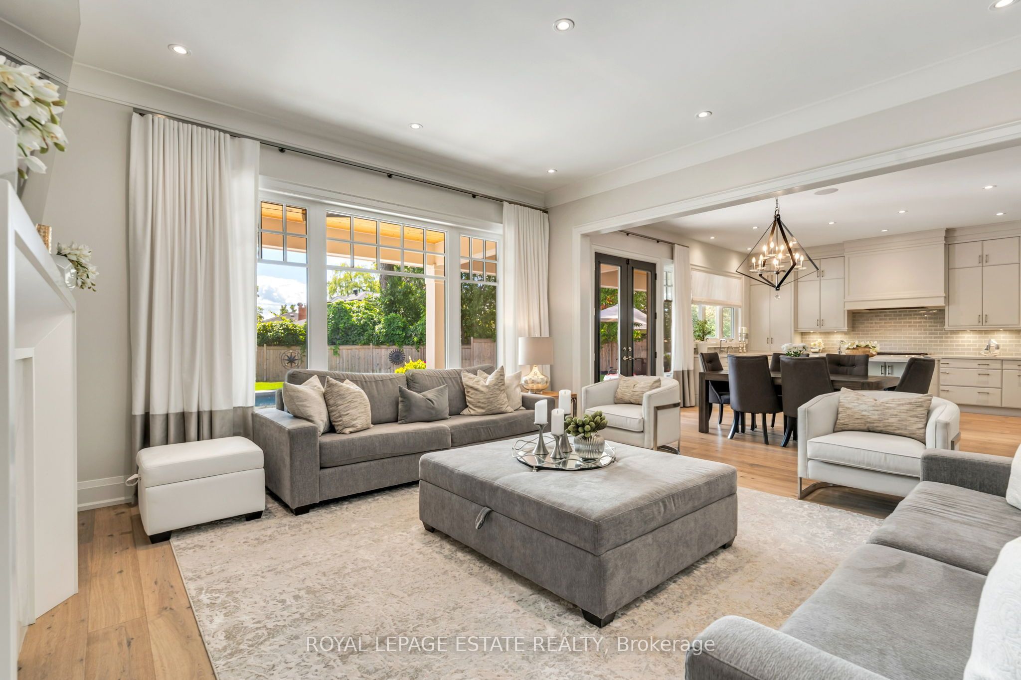 412 Saville Crescent Property Photo 15