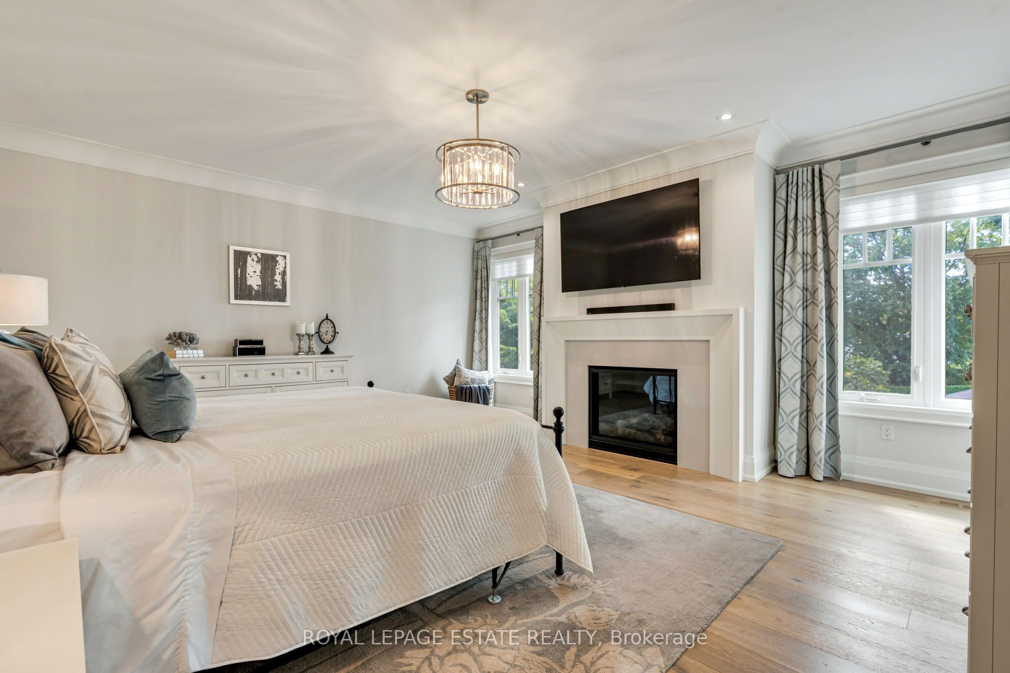 412 Saville Crescent Property Photo 21