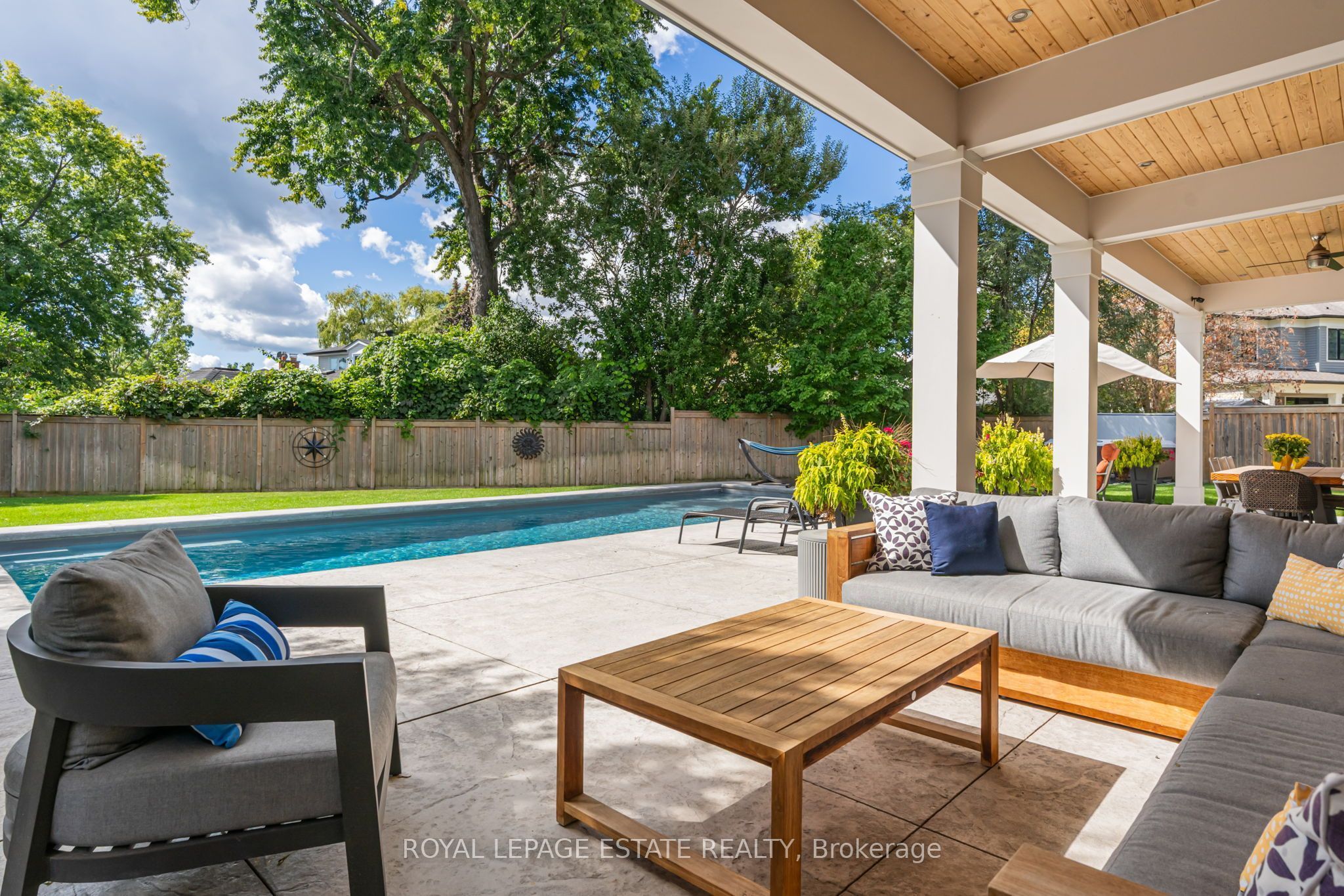 412 Saville Crescent Property Photo 41