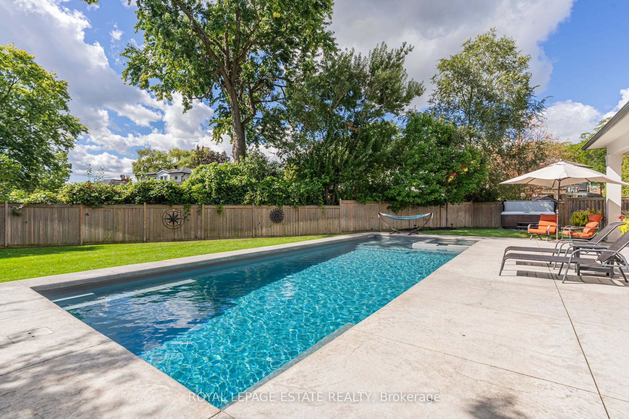 412 Saville Crescent Property Photo 43