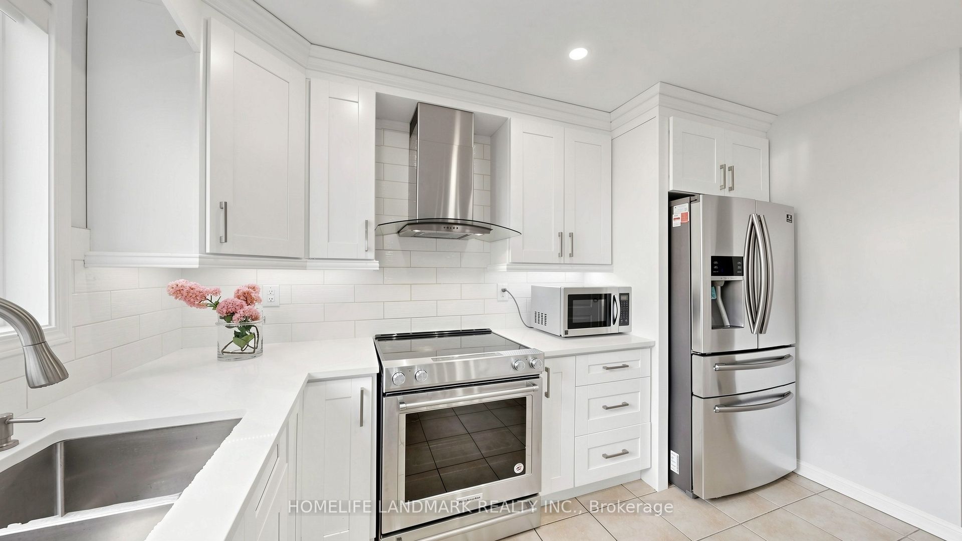639 Bennett Boulevard Property Photo 17