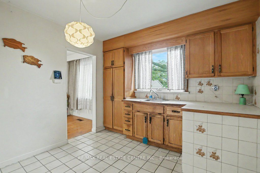 189 Wakefield Road Property Photo 14