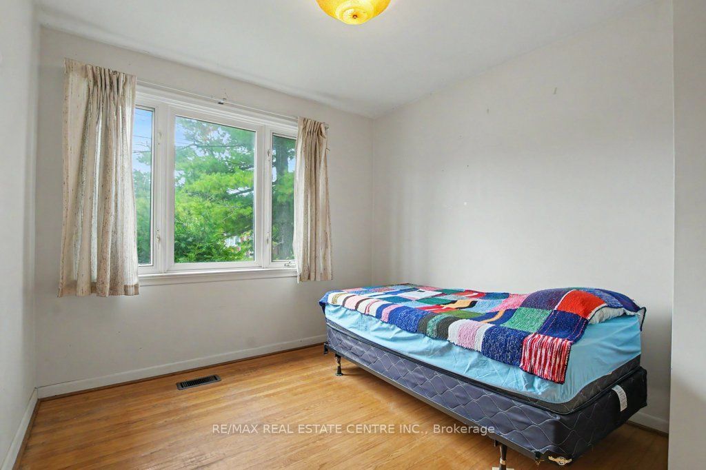 189 Wakefield Road Property Photo 15
