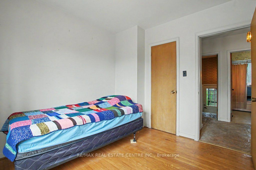 189 Wakefield Road Property Photo 16