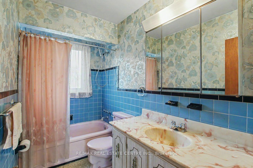 189 Wakefield Road Property Photo 23