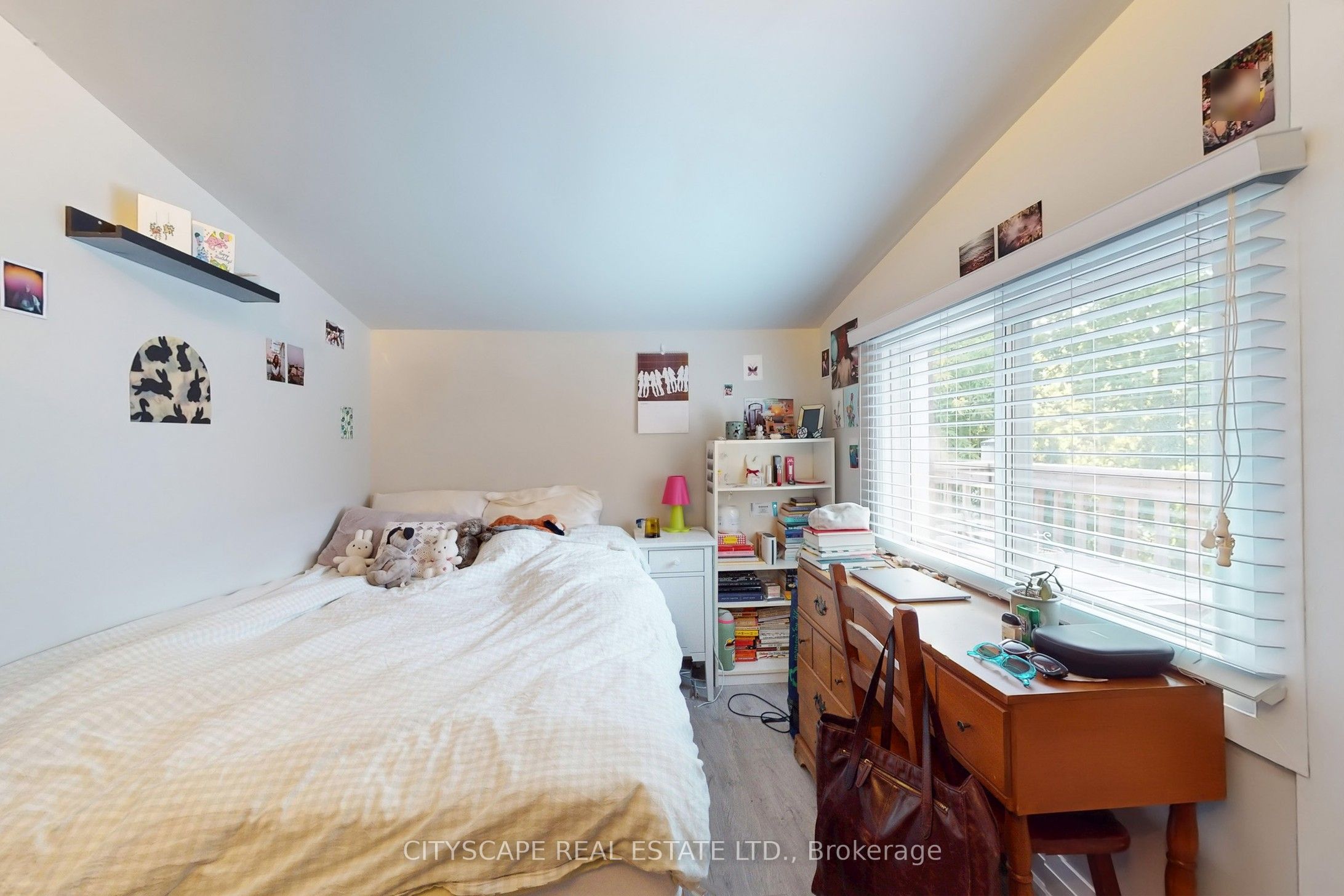 467 Keele Street Property Photo 13