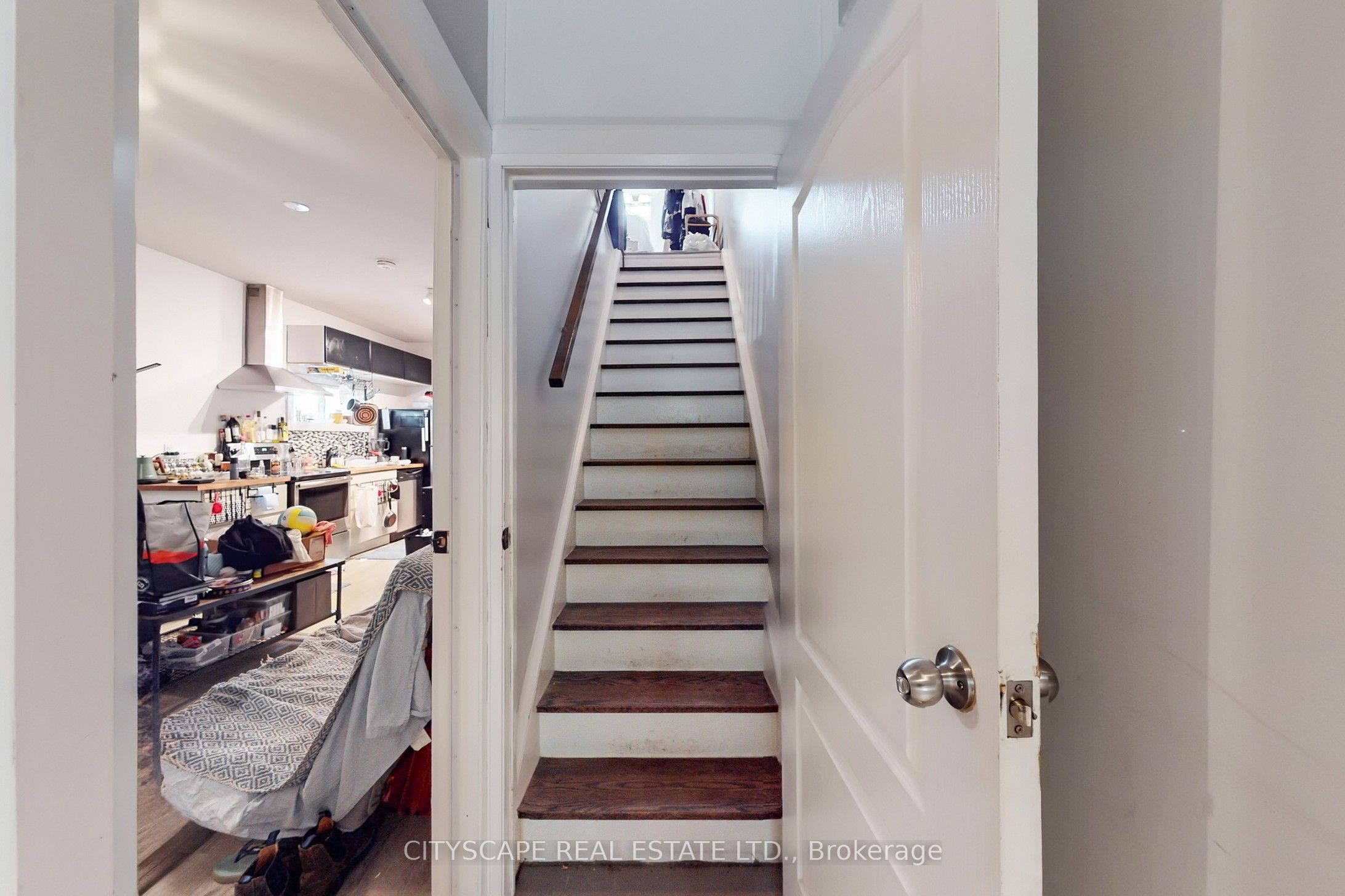 467 Keele Street Property Photo 18