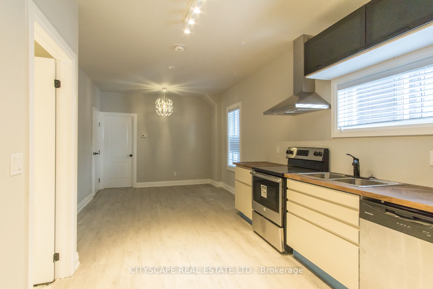 467 Keele Street Property Photo 24
