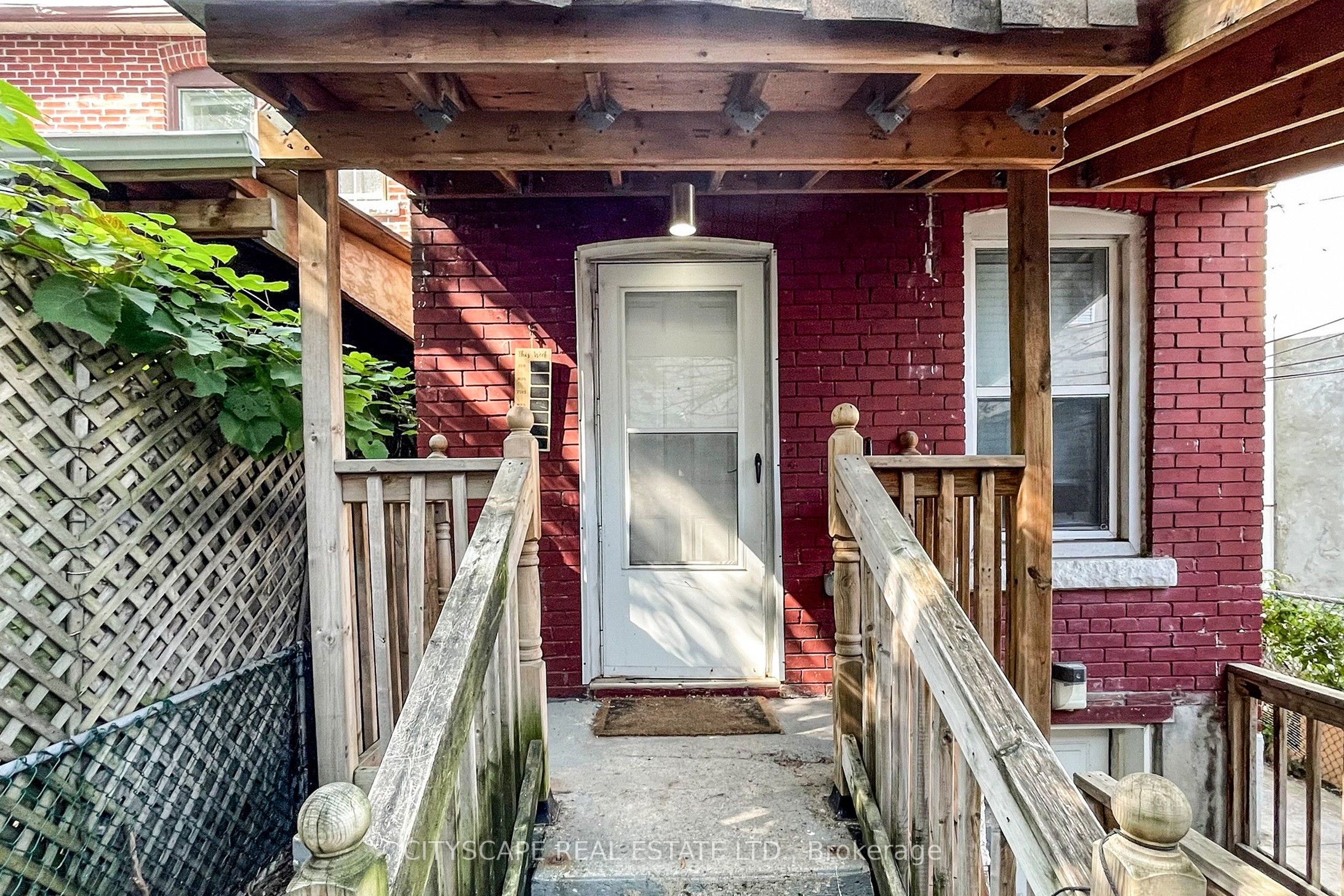 467 Keele Street Property Photo 35