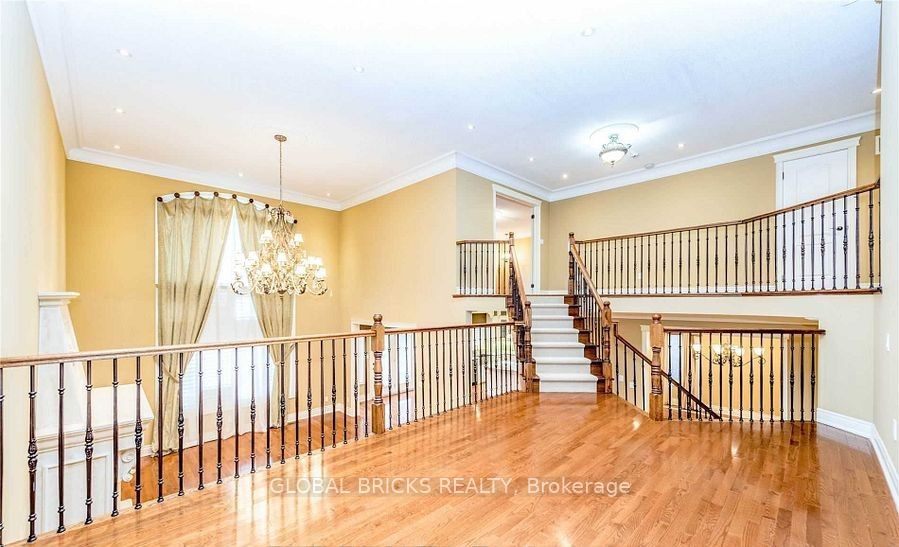 2855 Westoak Trails Boulevard Property Photo 6