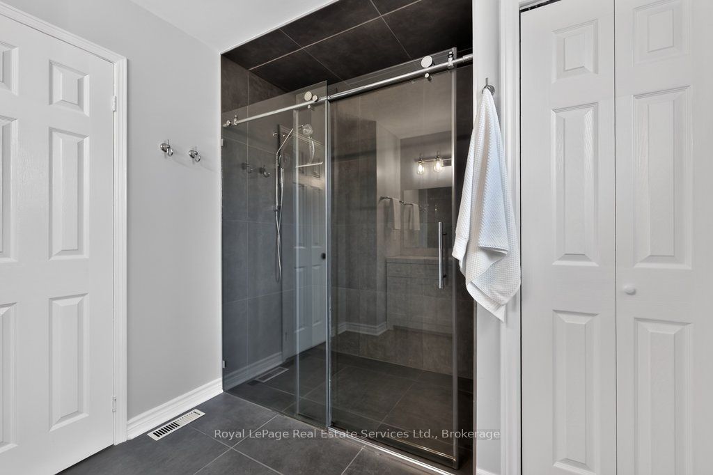 1217 Rosethorne Road Property Photo 29
